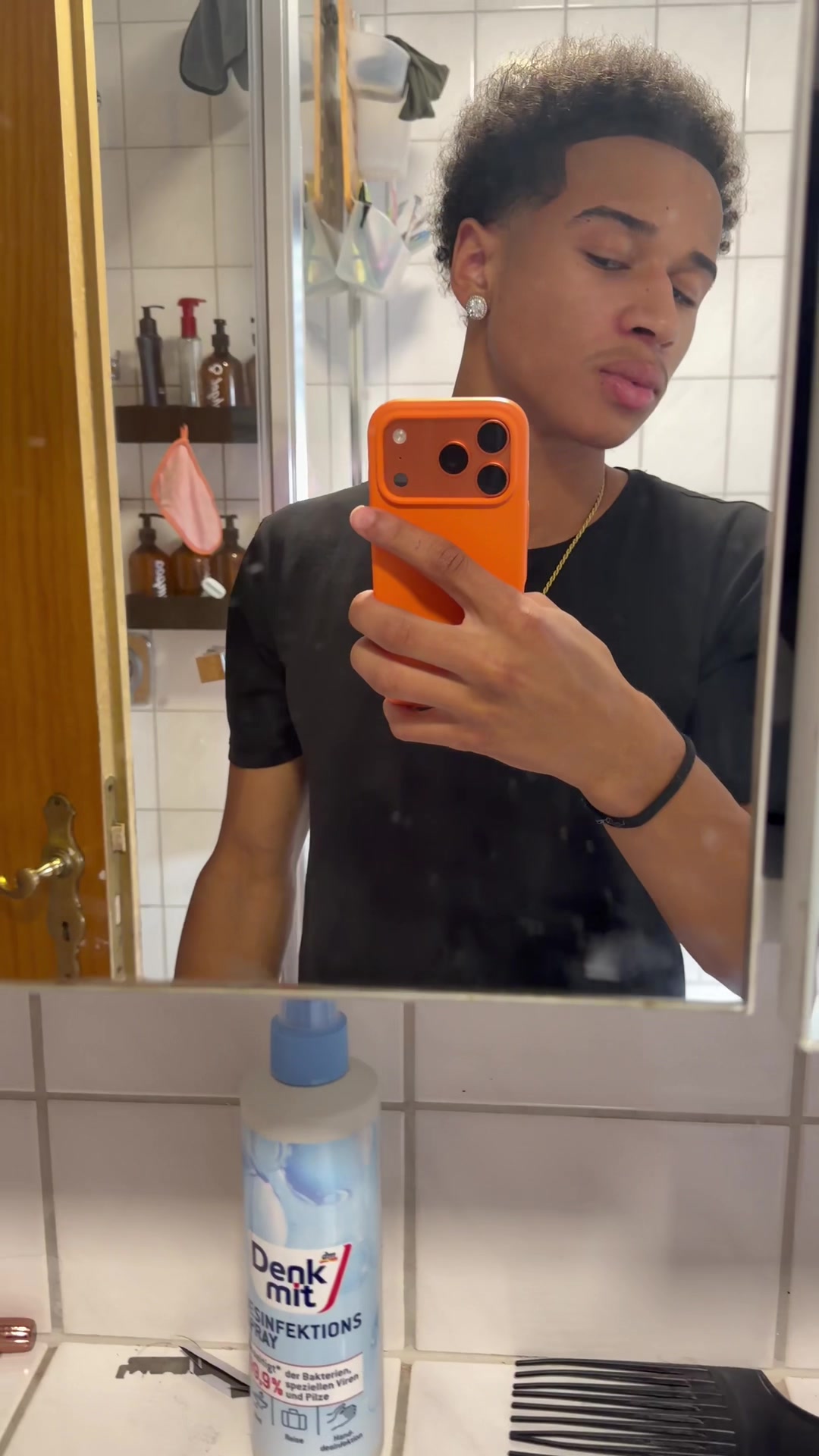 @Le MF🏝️