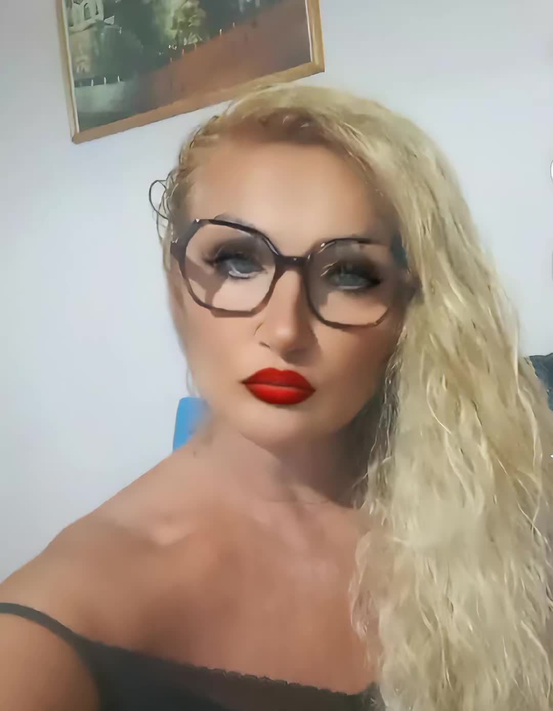 @ANGY la forza di una donna