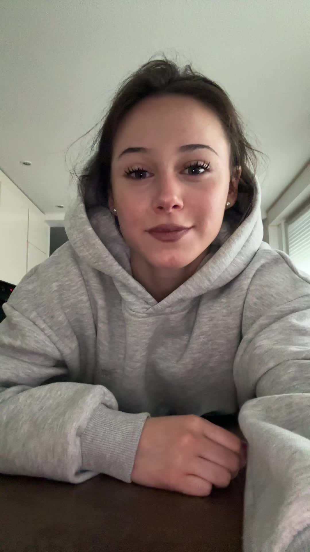 @laura.lxft