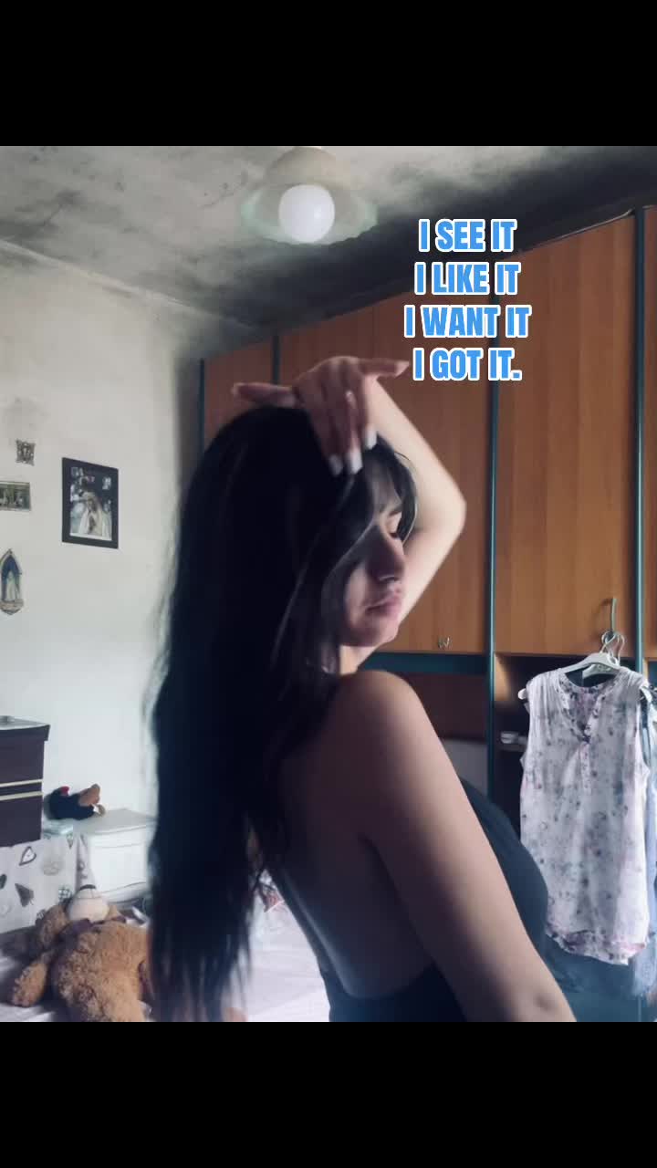 @🐰