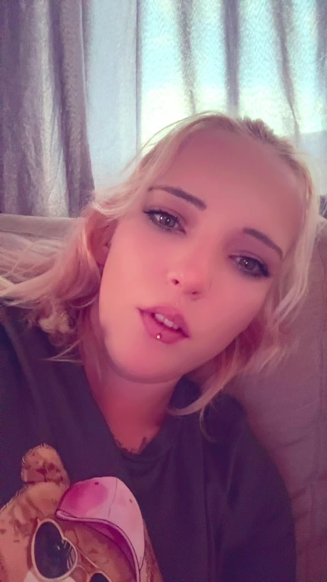 @︎꧁🖕☆♥️❀666_Queen❀♥️☆🖕꧂