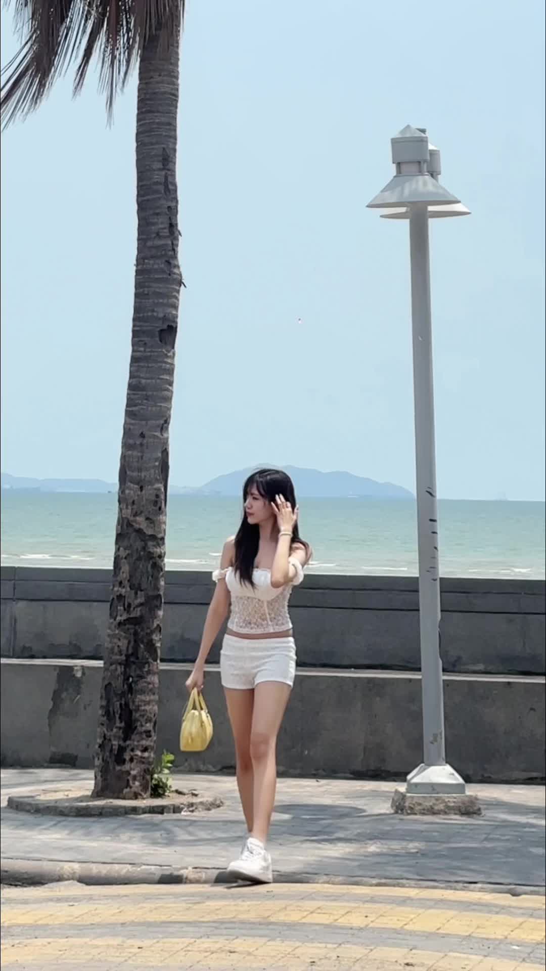 @LINGLING1A