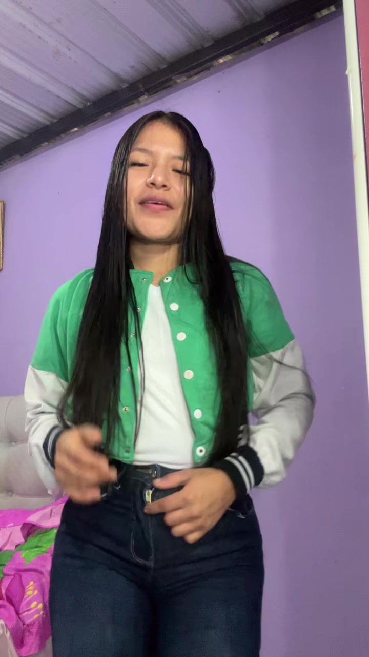 @Gabriela🍒.