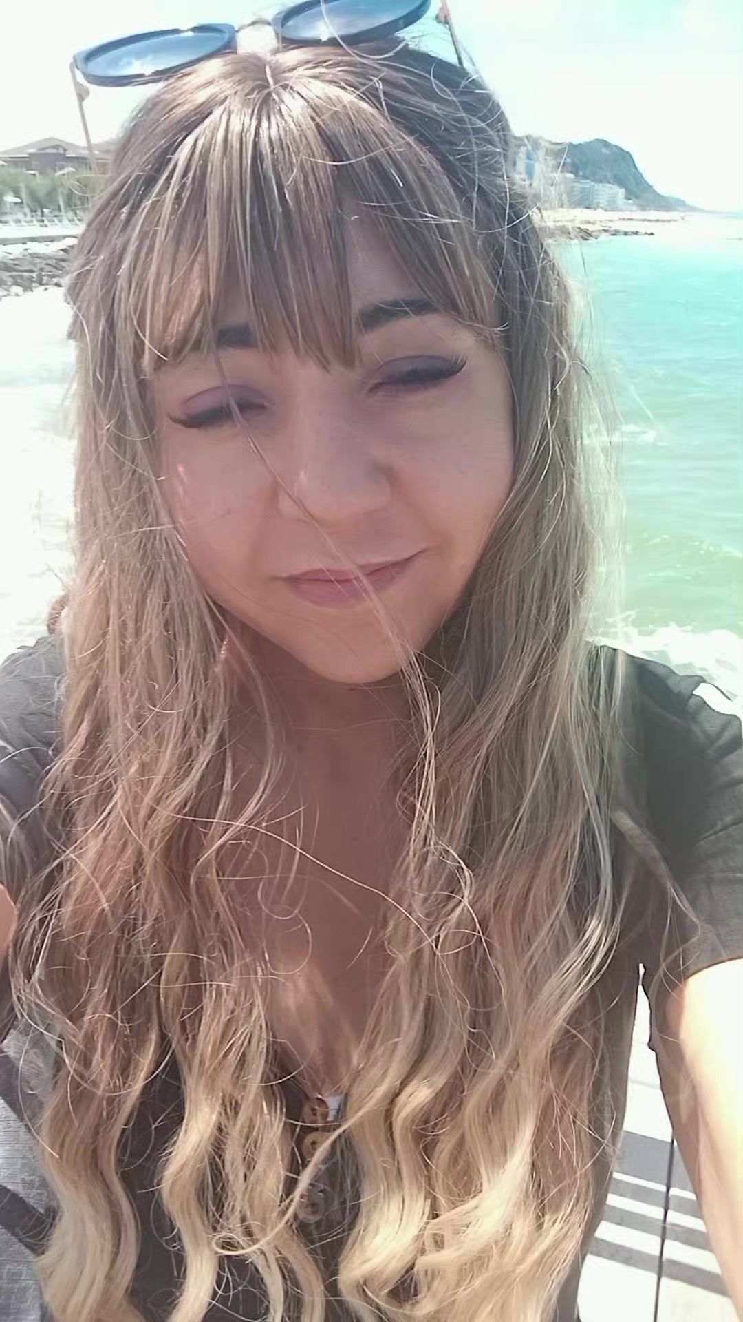 @_iamsofiax_
