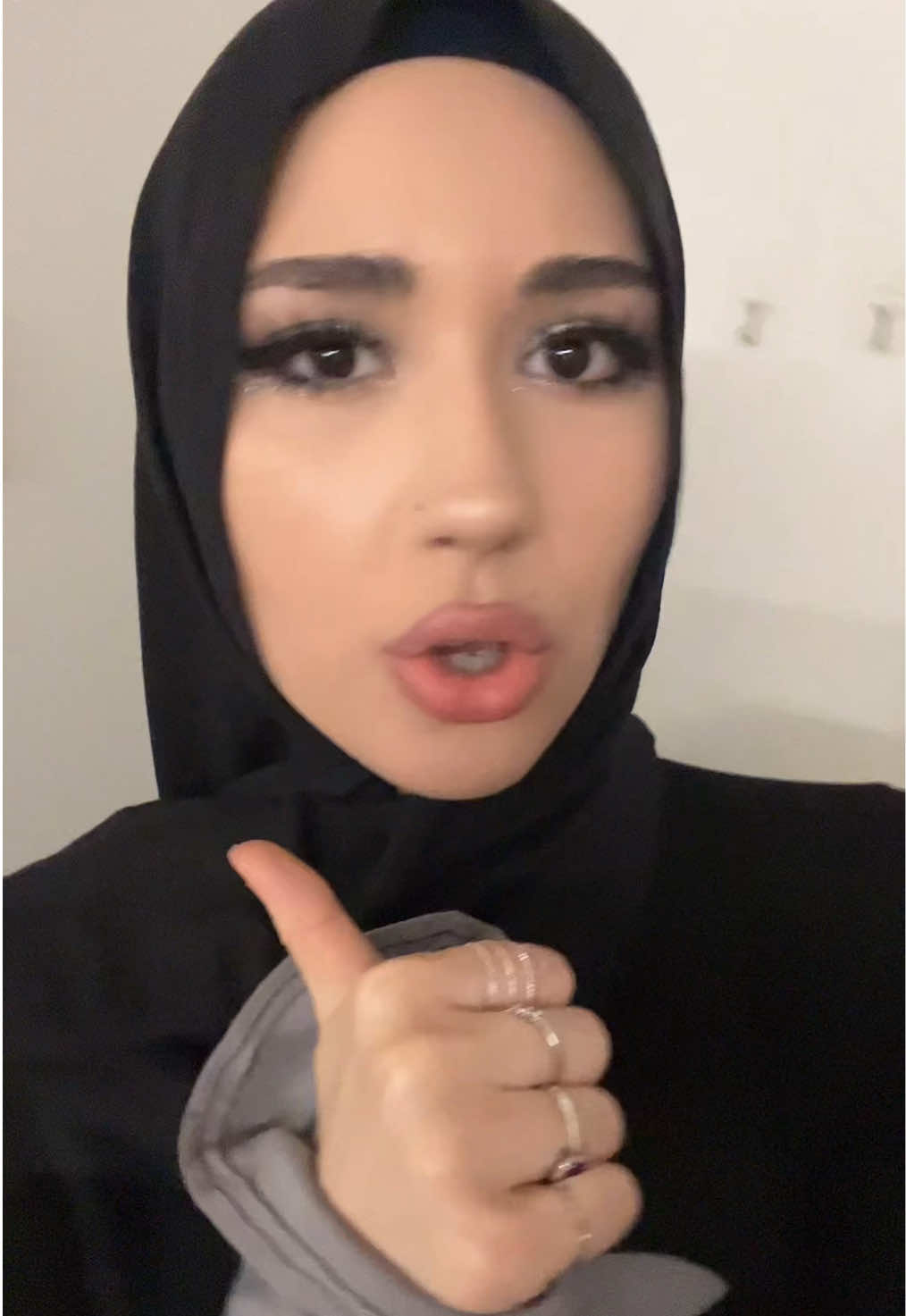@<3