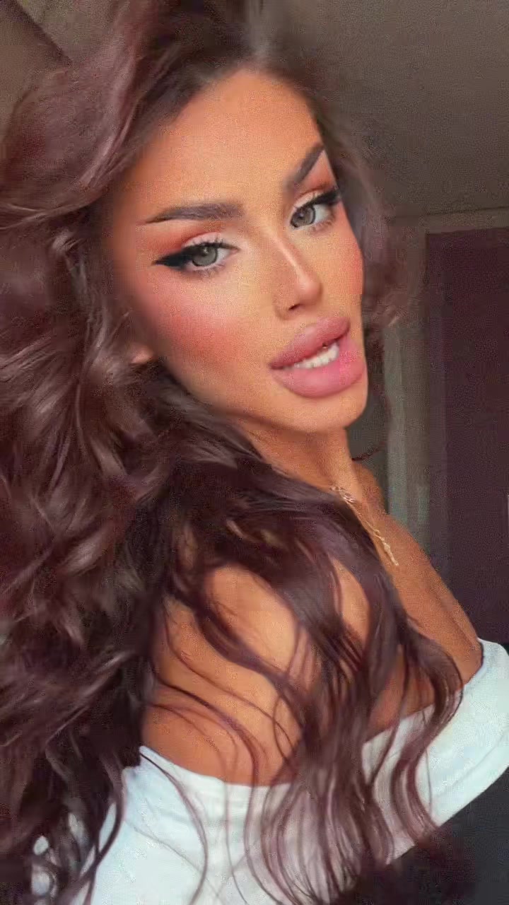 @Adelina Marhuda