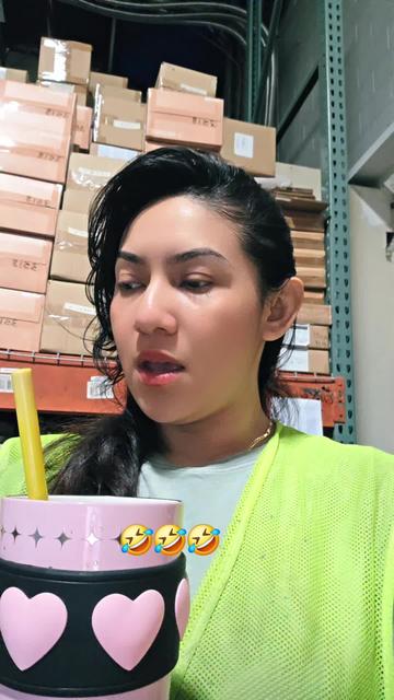 @Sasha🫰🦋