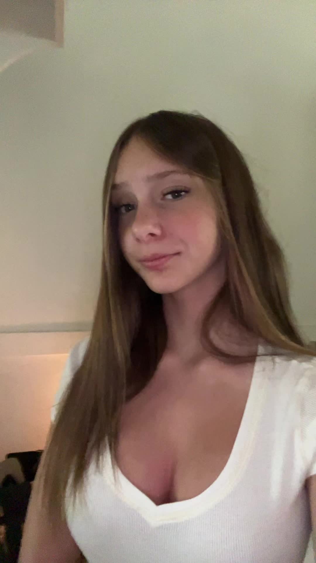@EllahSophia Simons
