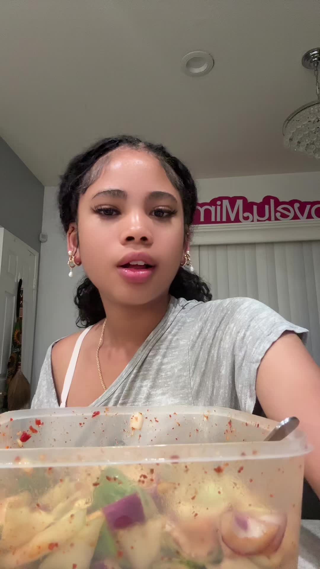 @LovelyJuice23