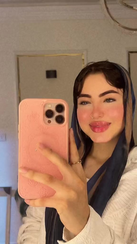 @FARAH🕊️