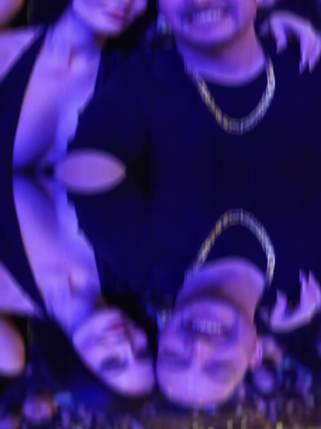 @eluteriot
