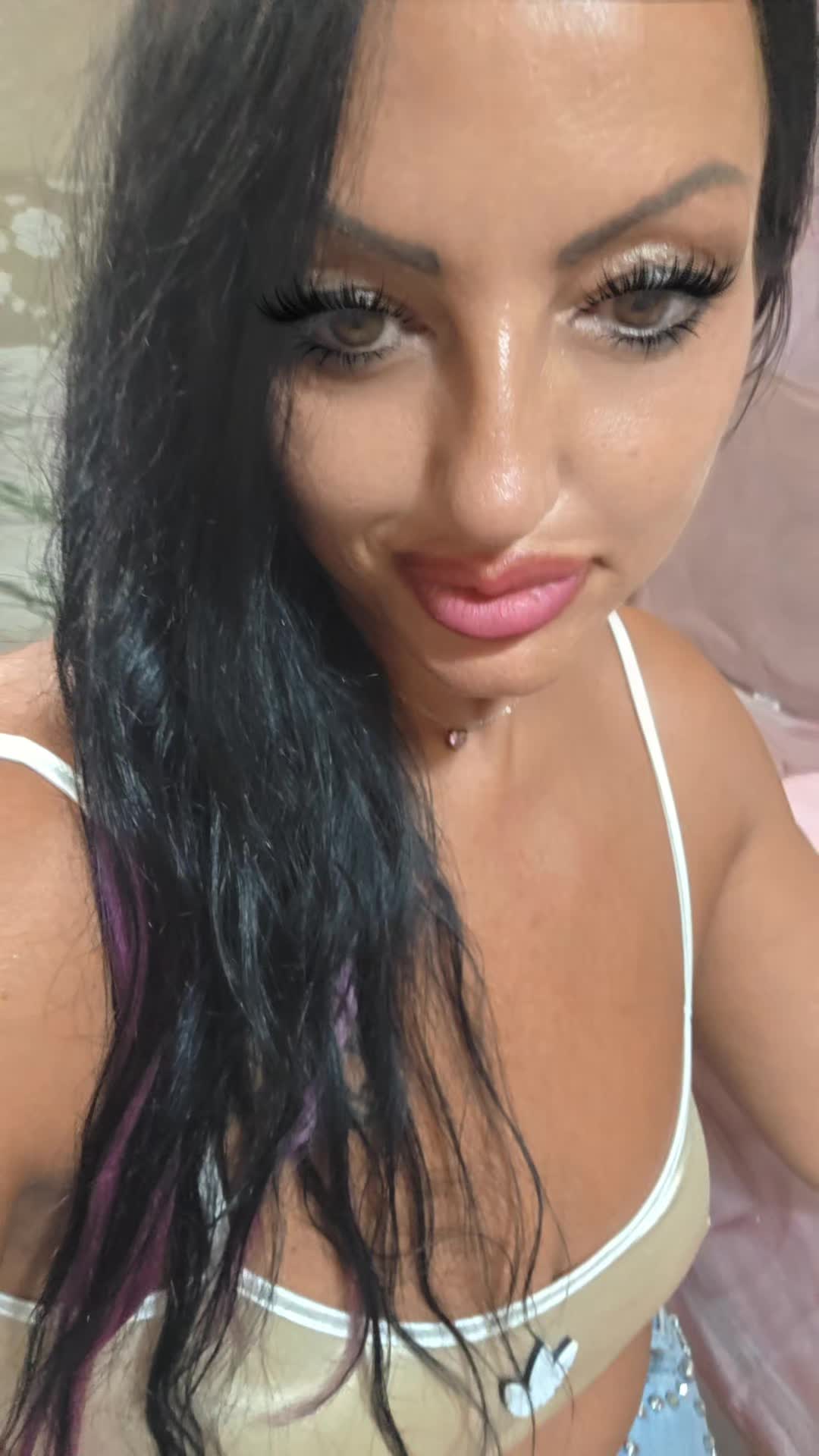 @Mary Scialó