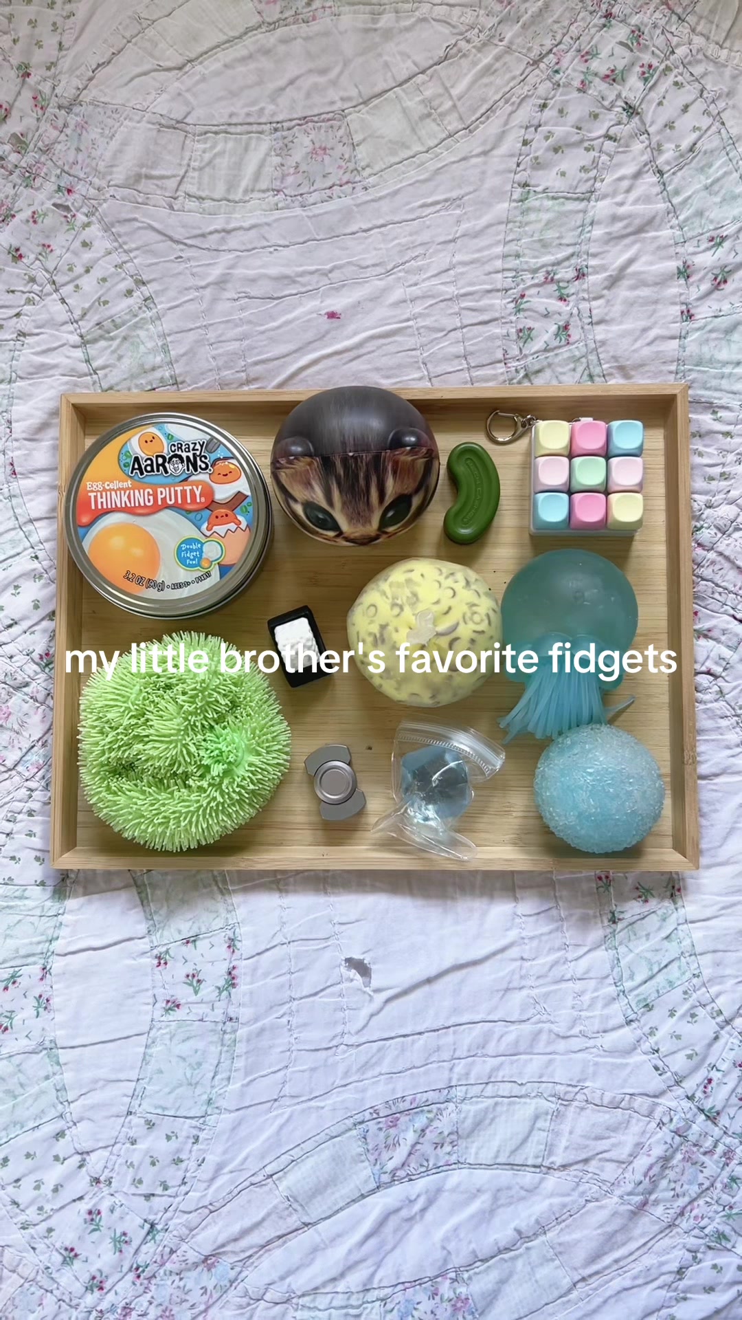 @amimi fidgets (*´꒳`*)