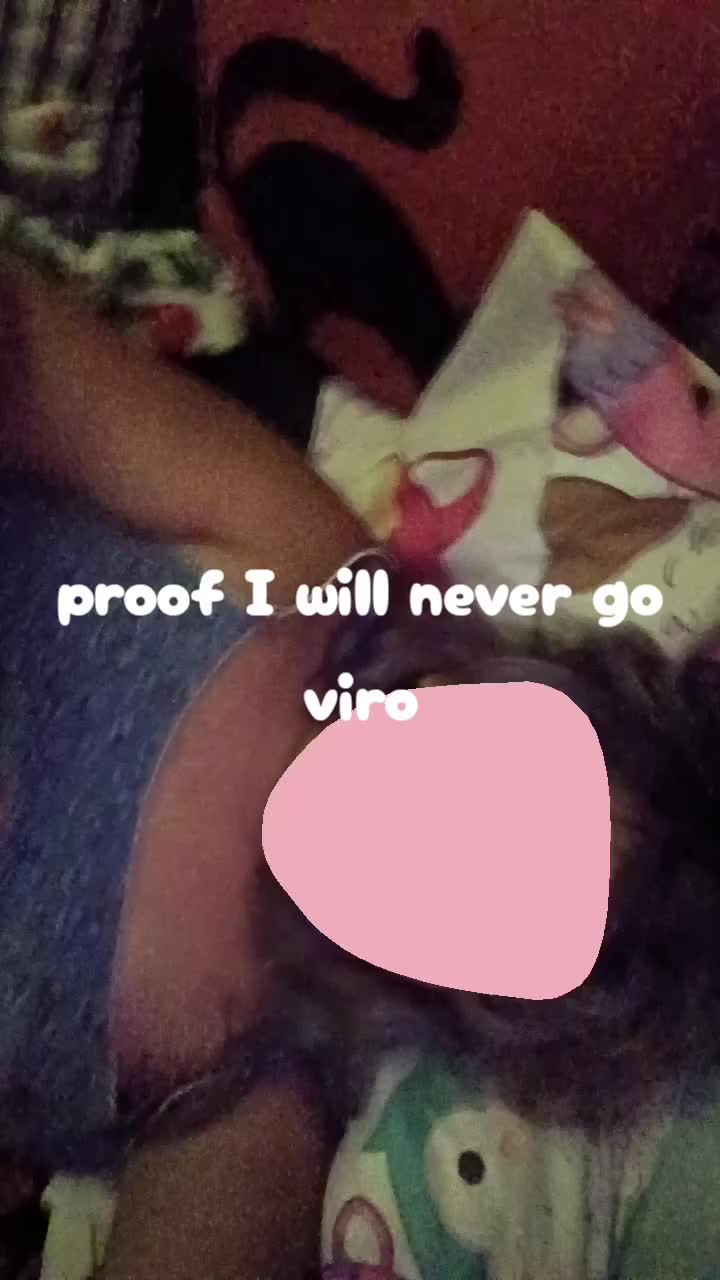 @Lilith Fox 🦊🤍👭
