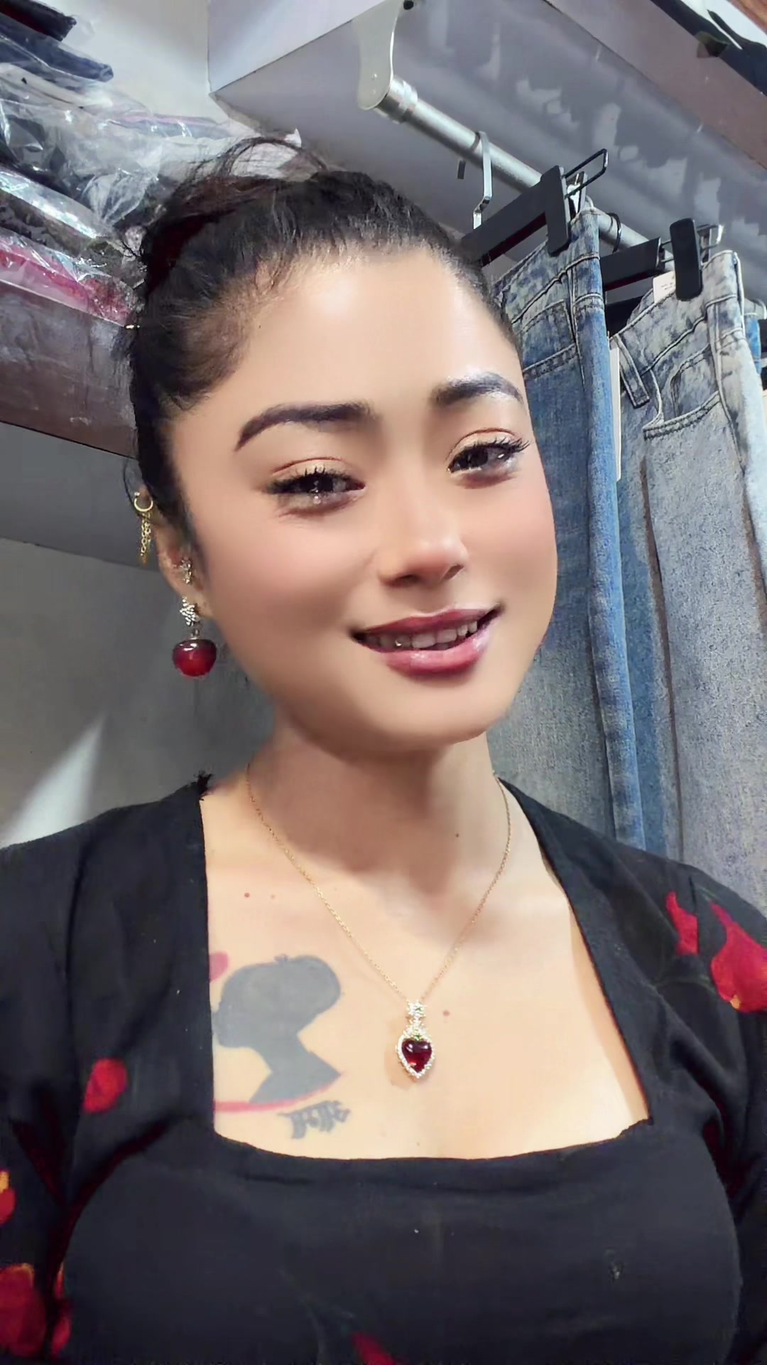 @𝐂𝐡𝐚𝐡𝐚𝐧𝐚 𝐒𝐭𝐡𝐚🇳🇵