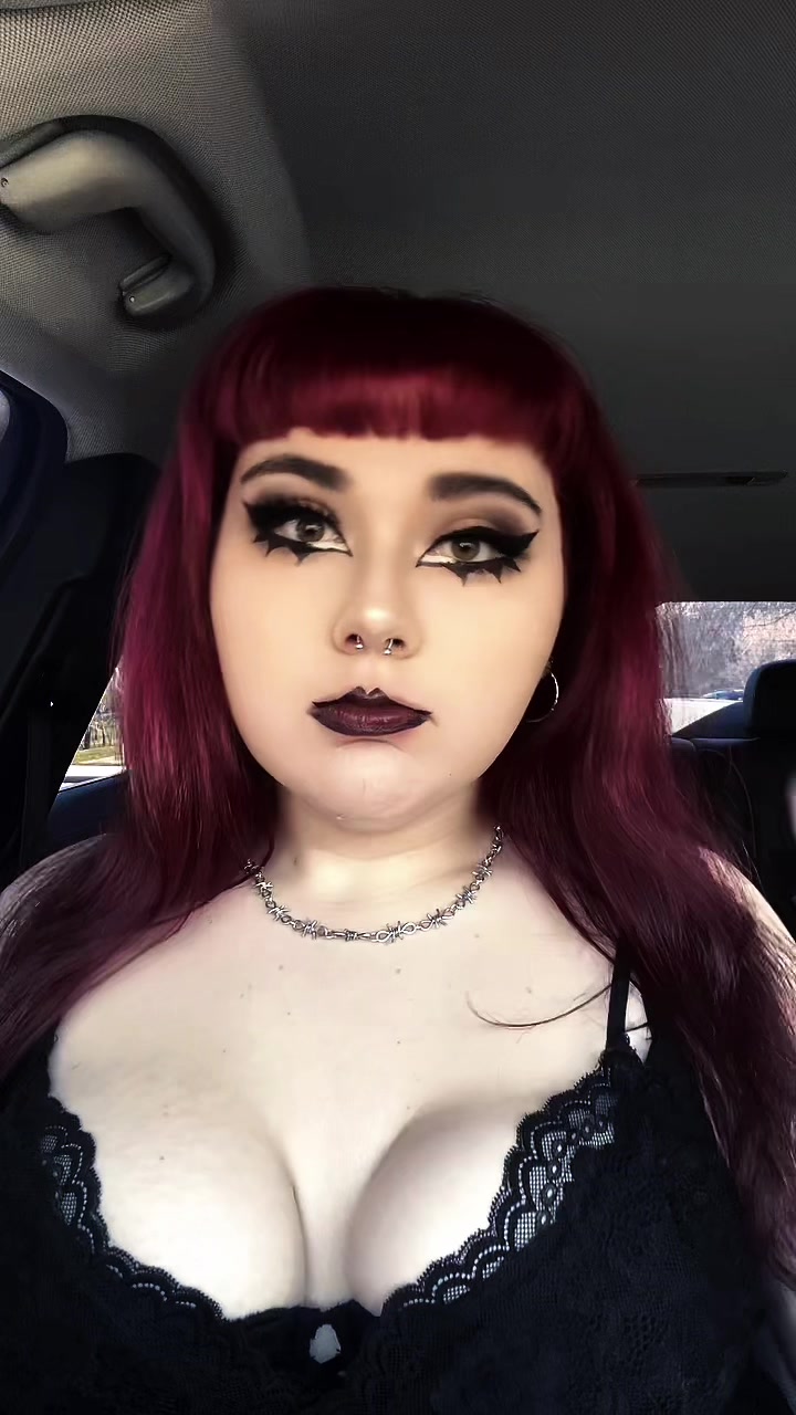 @becca 🦇