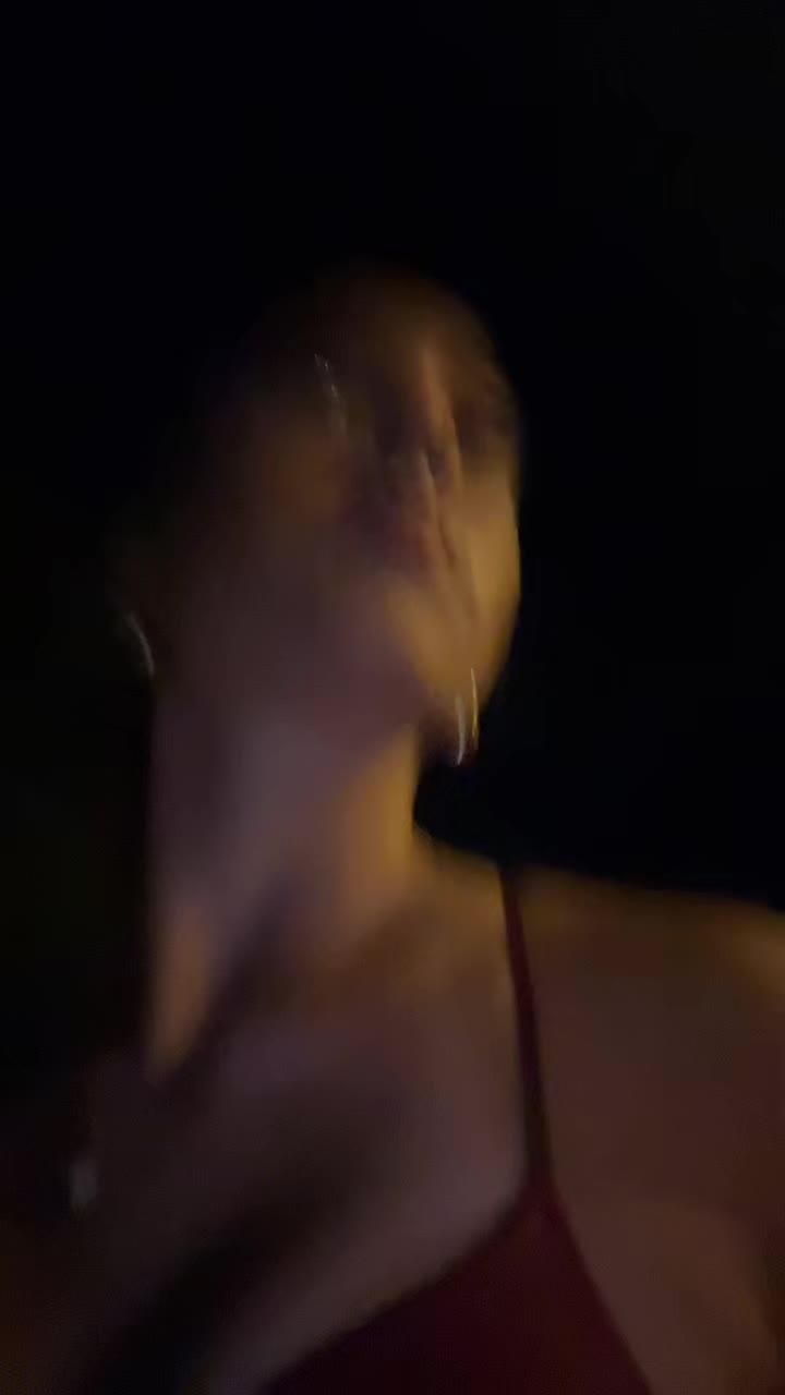 @Тинa.д
