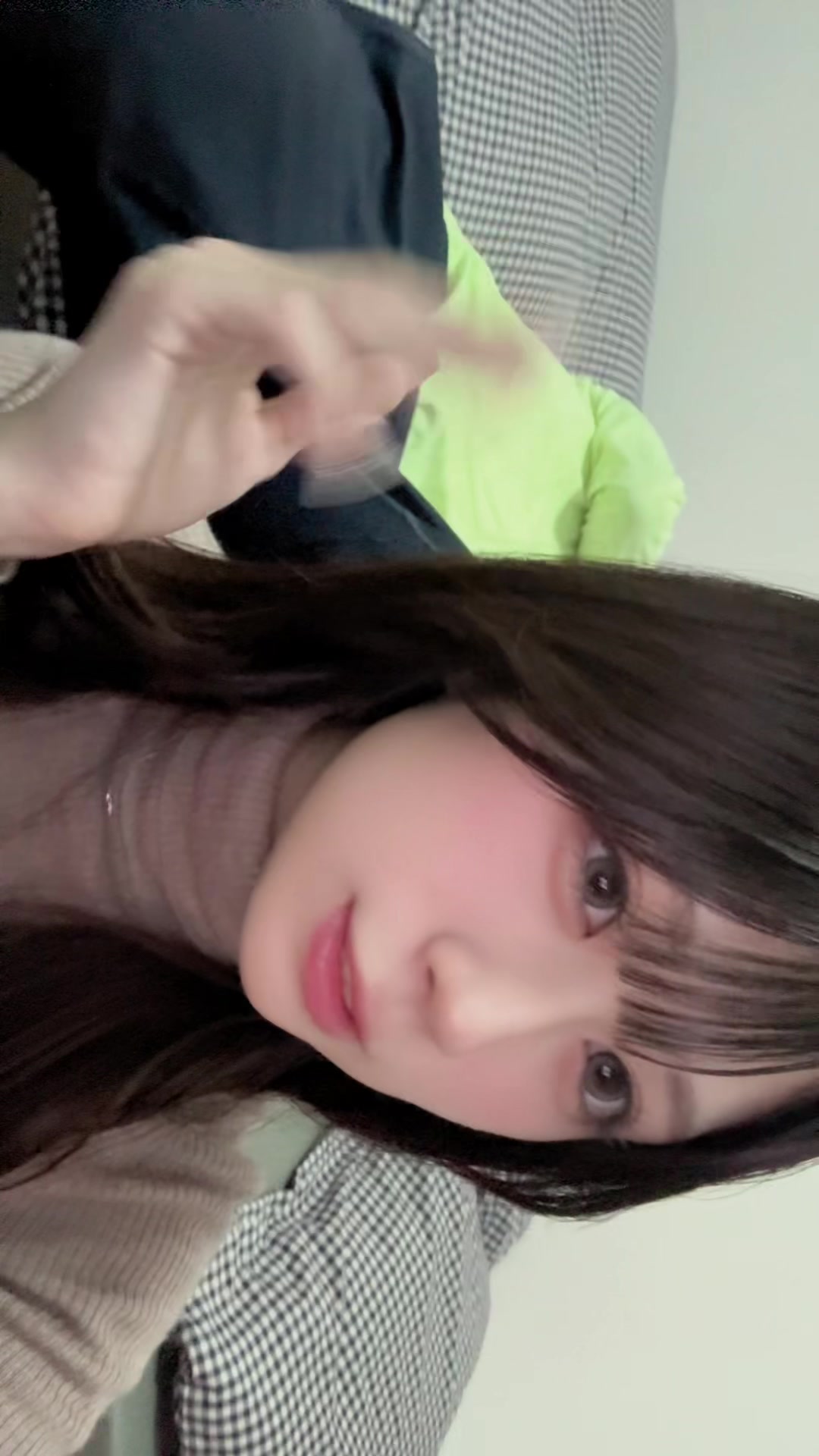 @里子