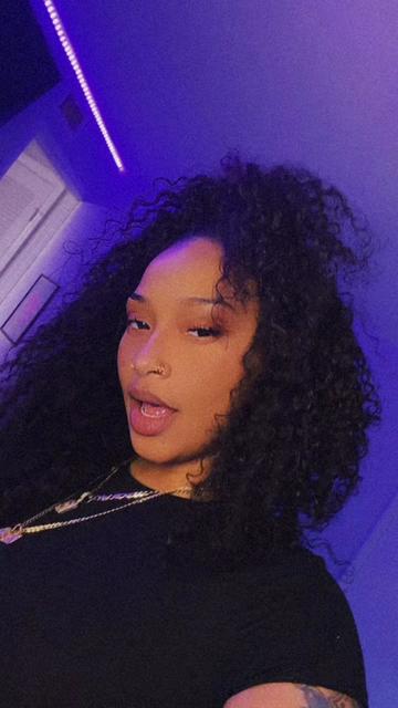 @BeeBee Reyes