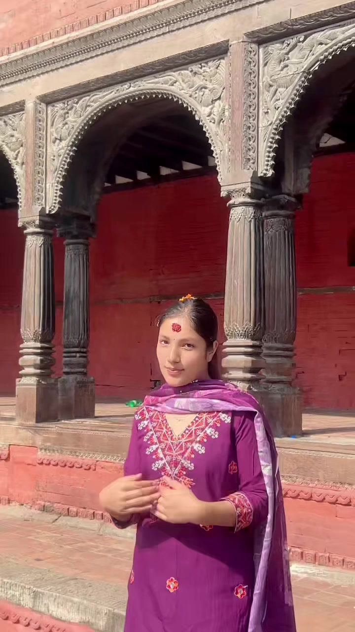 @🅱️ina Khadka✨💫❤️
