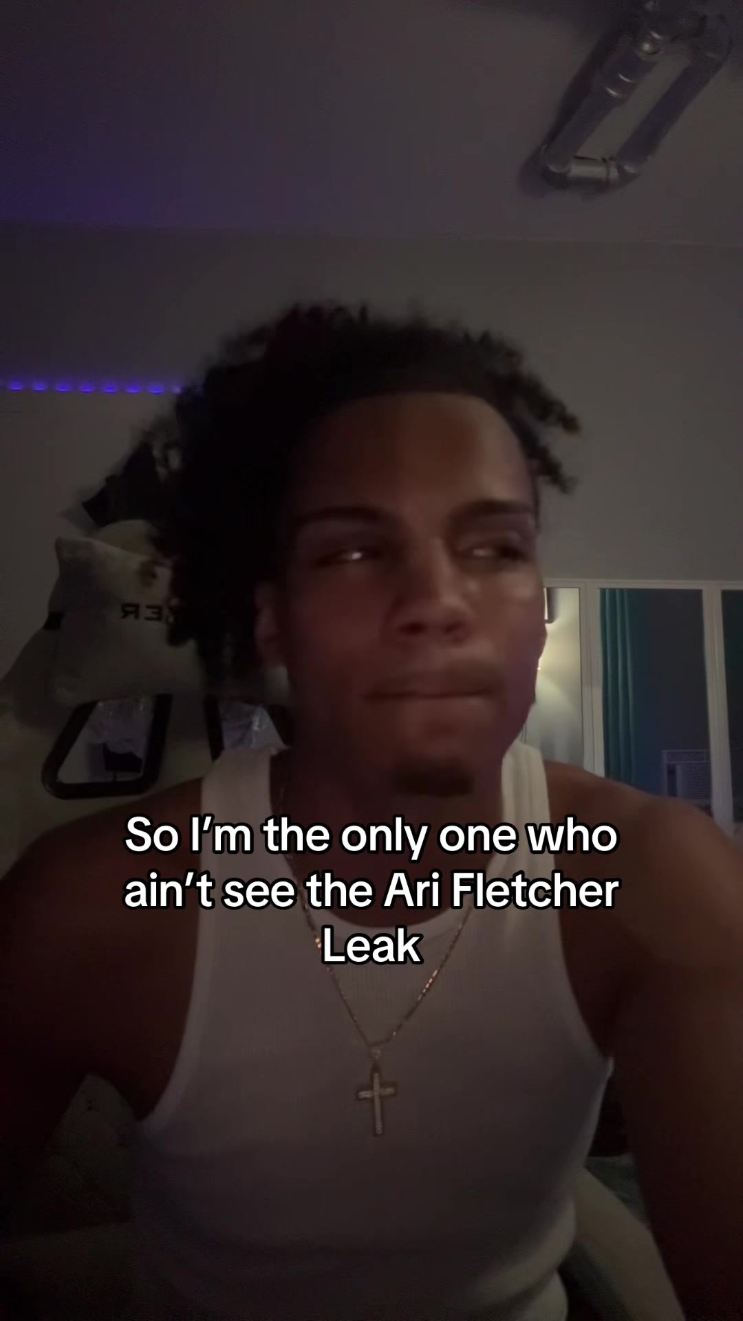 @astackzzz_