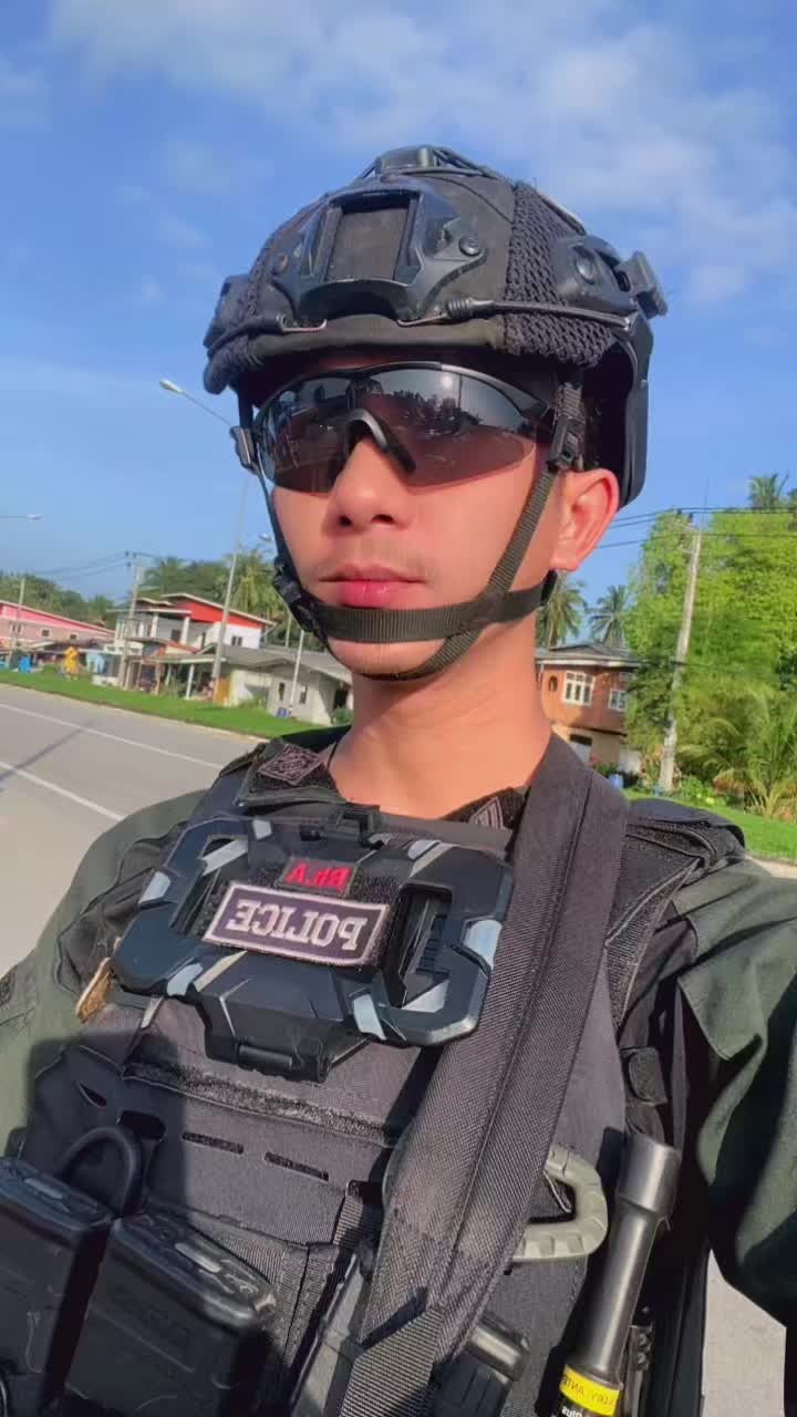 @จ่านิว
