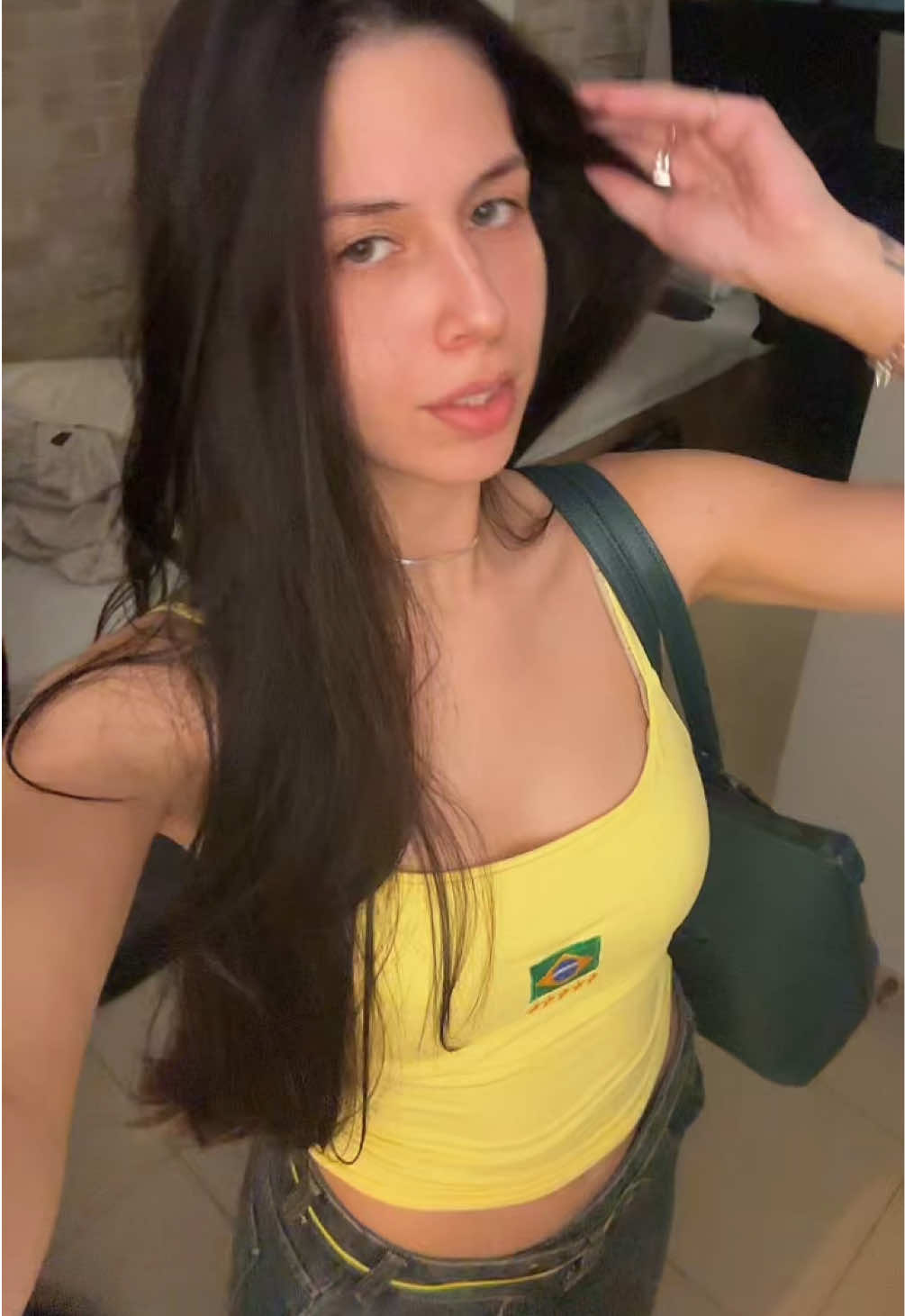 @Ju Silva