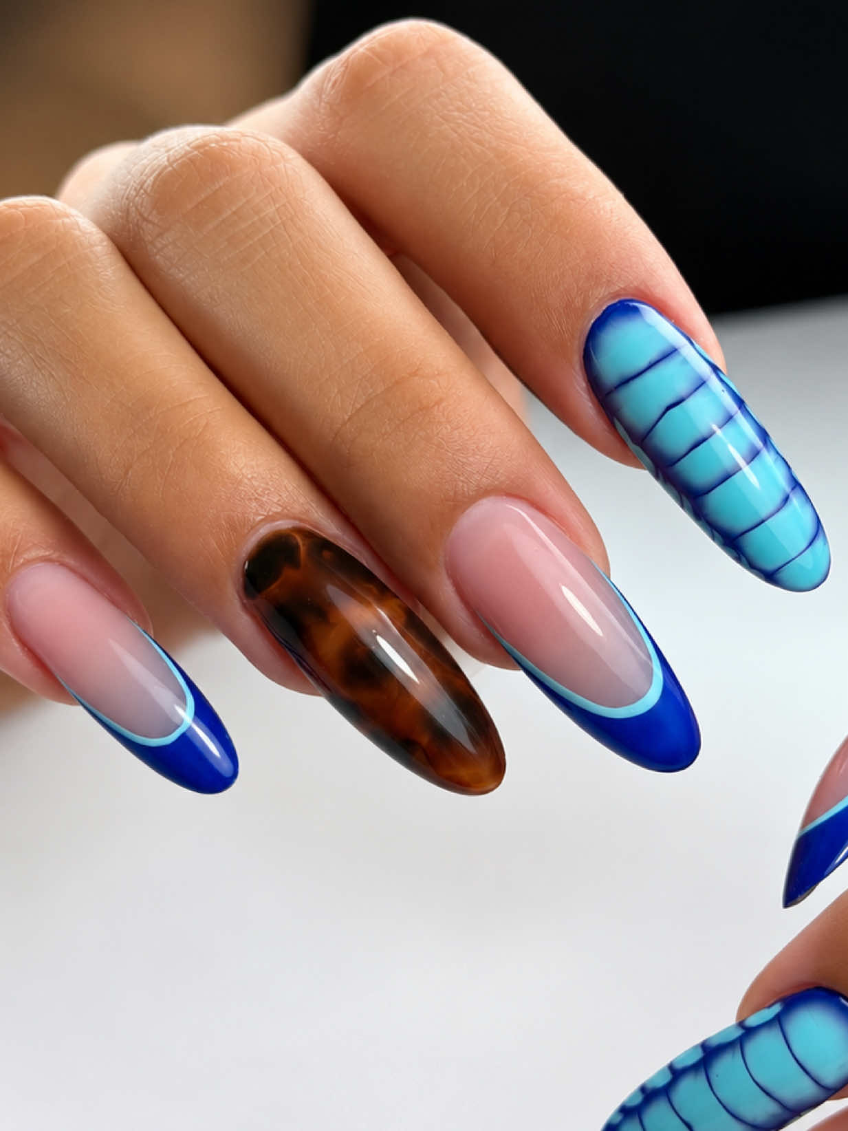 @dai_nails_artist