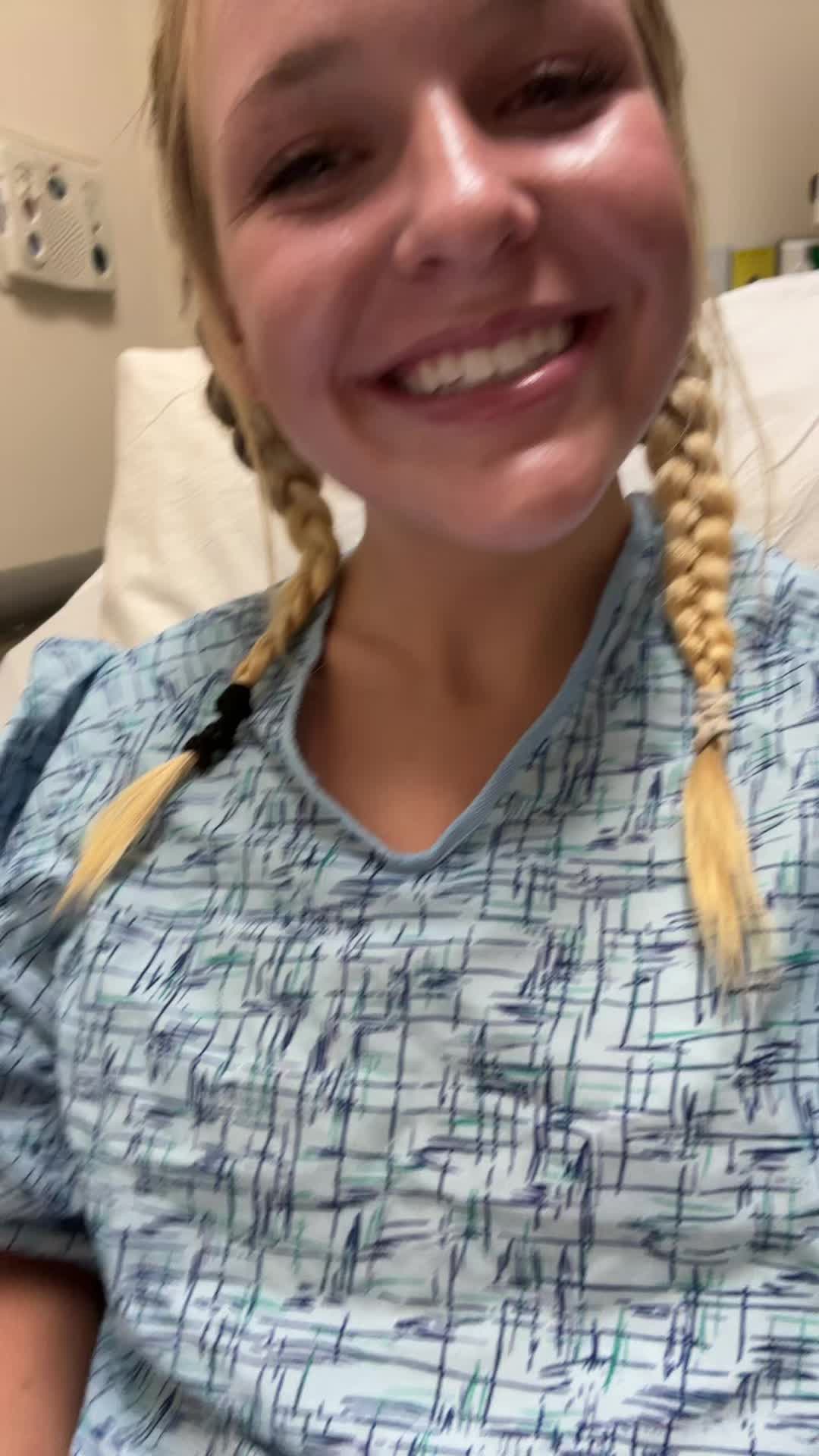 @_LYZABROOKS