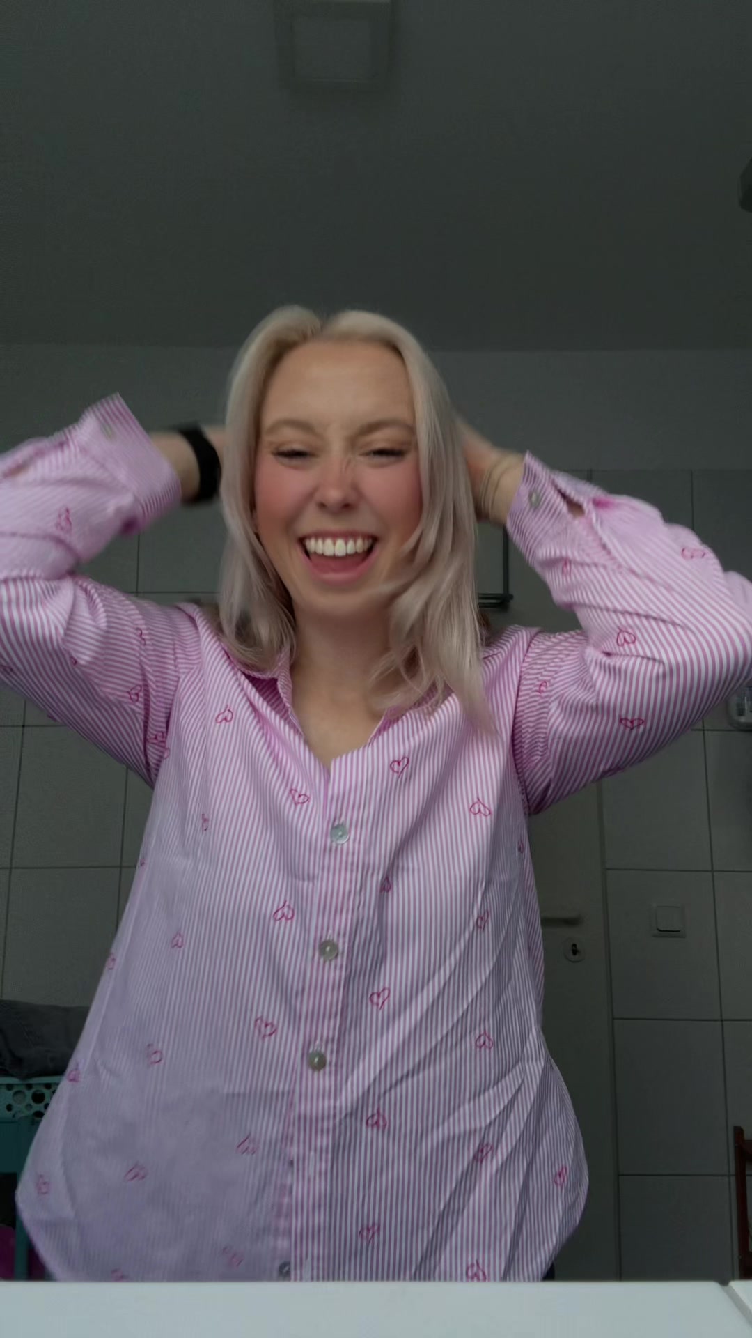 @Lenaxagm
