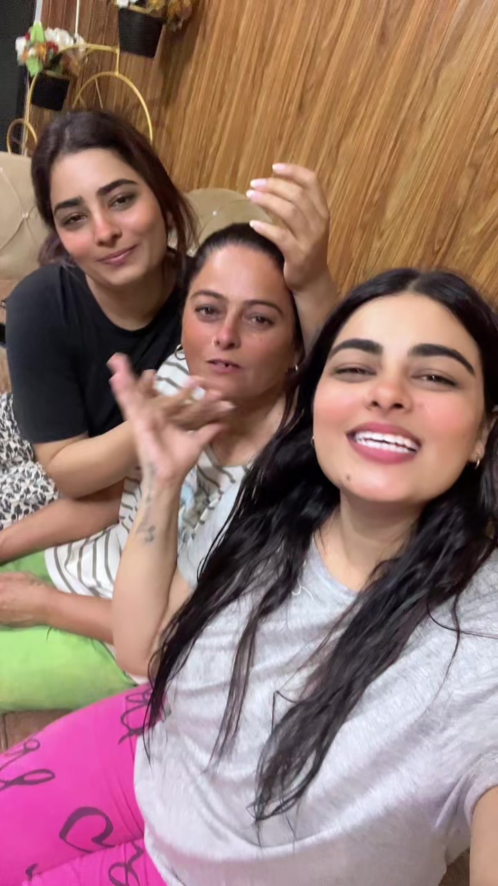 @Armaan’s Mother🦋❤️