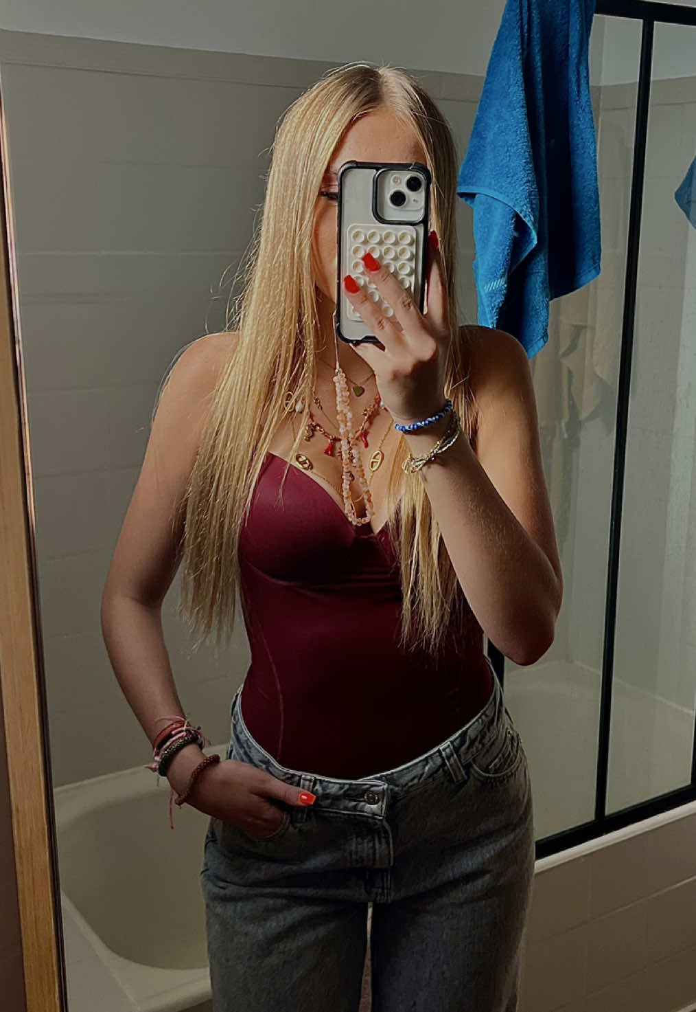 @lola💛🧡❤️🩷💚🩵💜