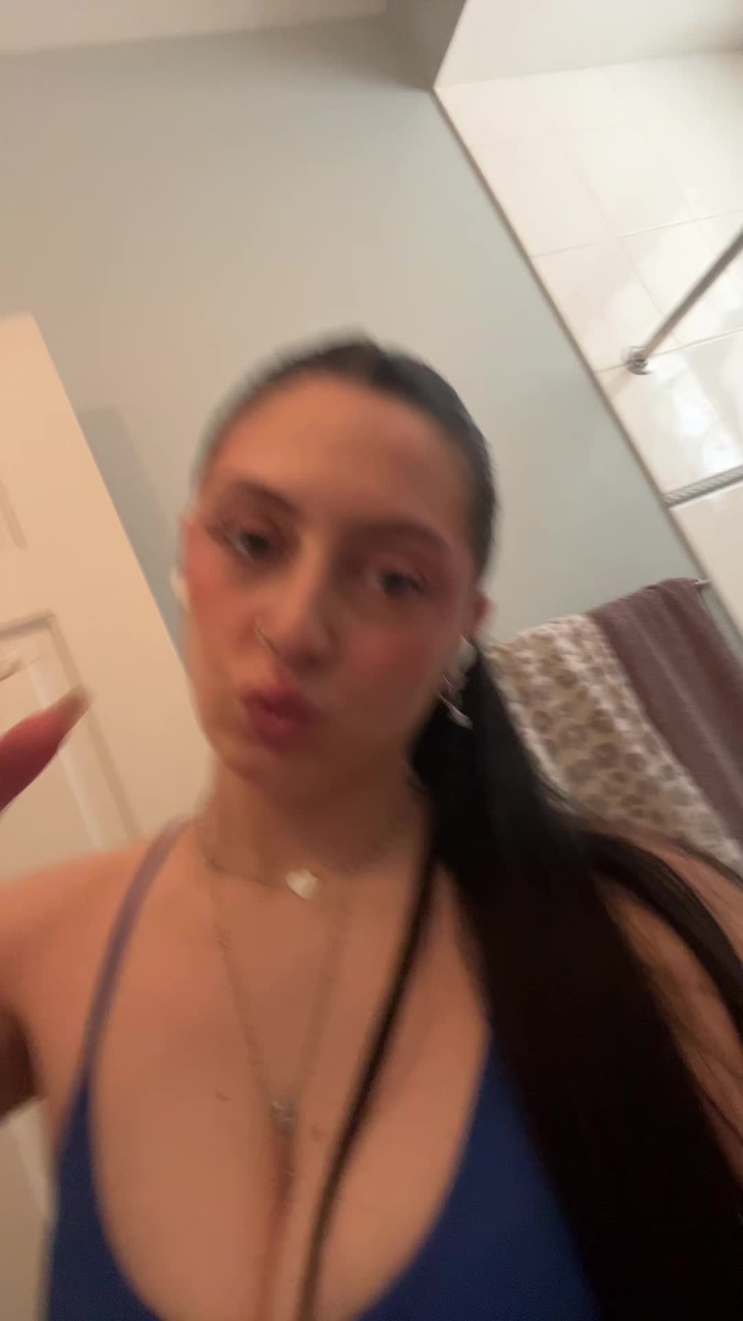 @Voidgiine