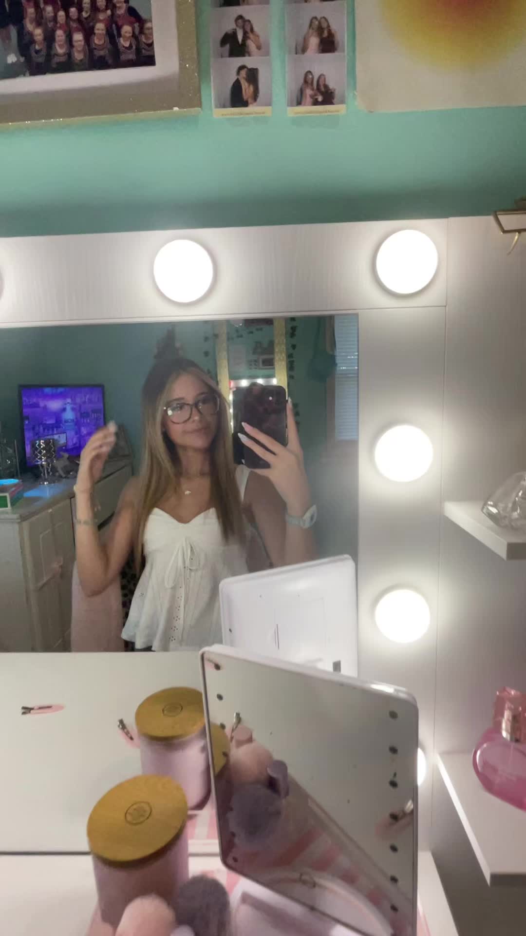 @bella_carrico