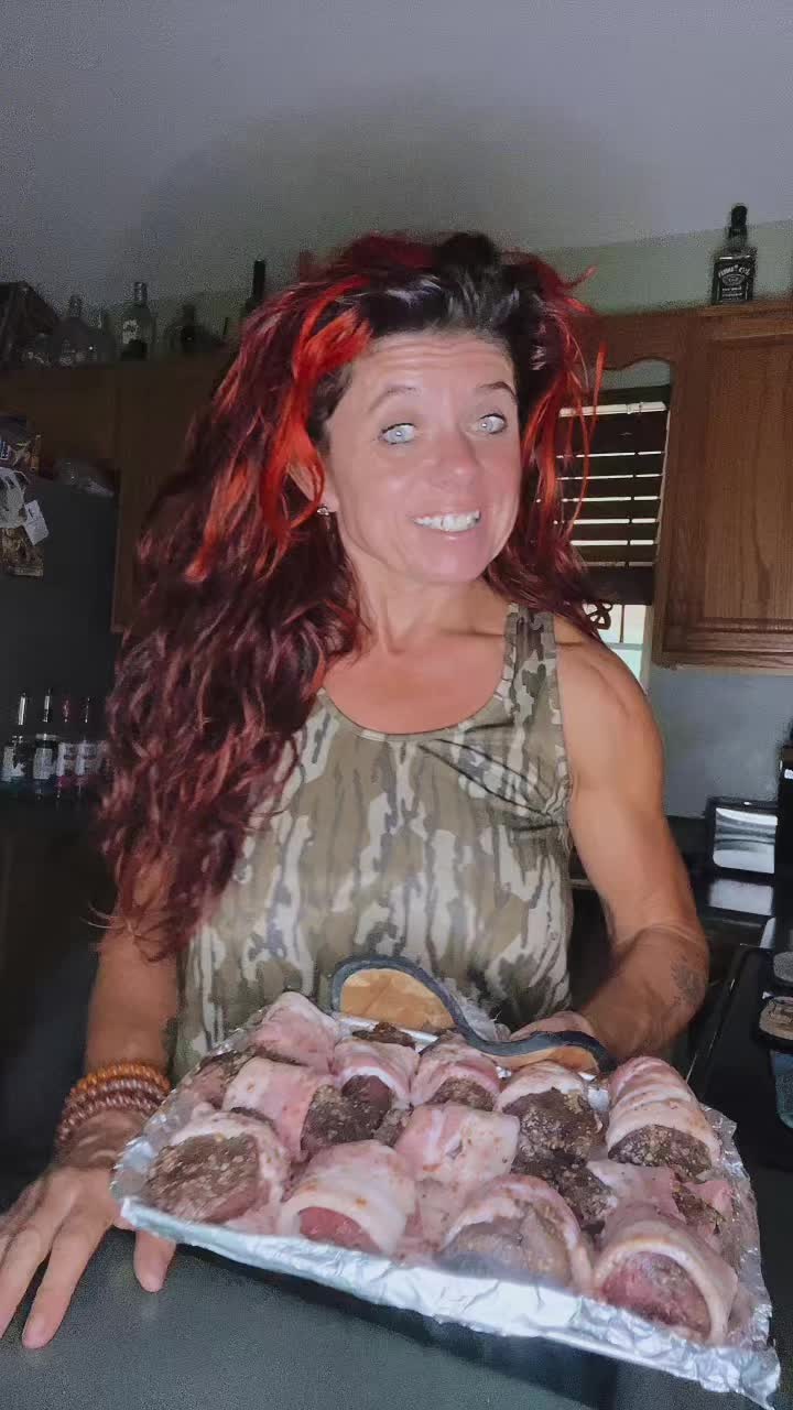@RedneckBaddie