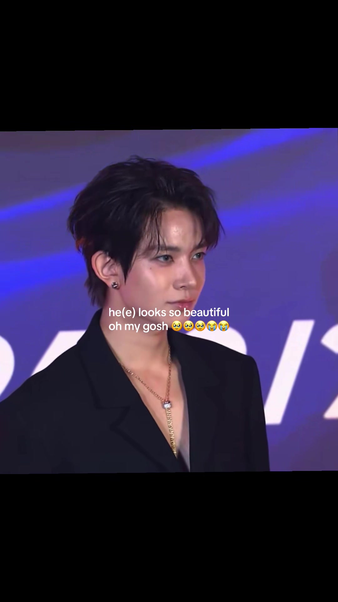@jana | saw enha ๑՞.