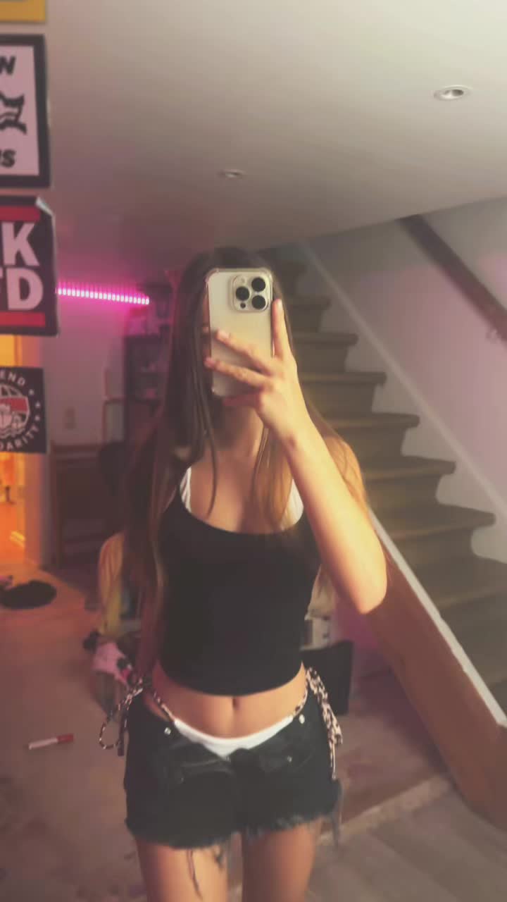 @𝑯𝒆𝒍𝒆𝒏𝒂 🐆