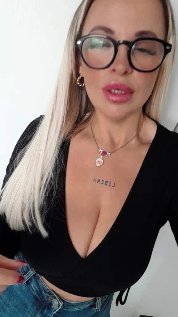 @Angela Auriemma