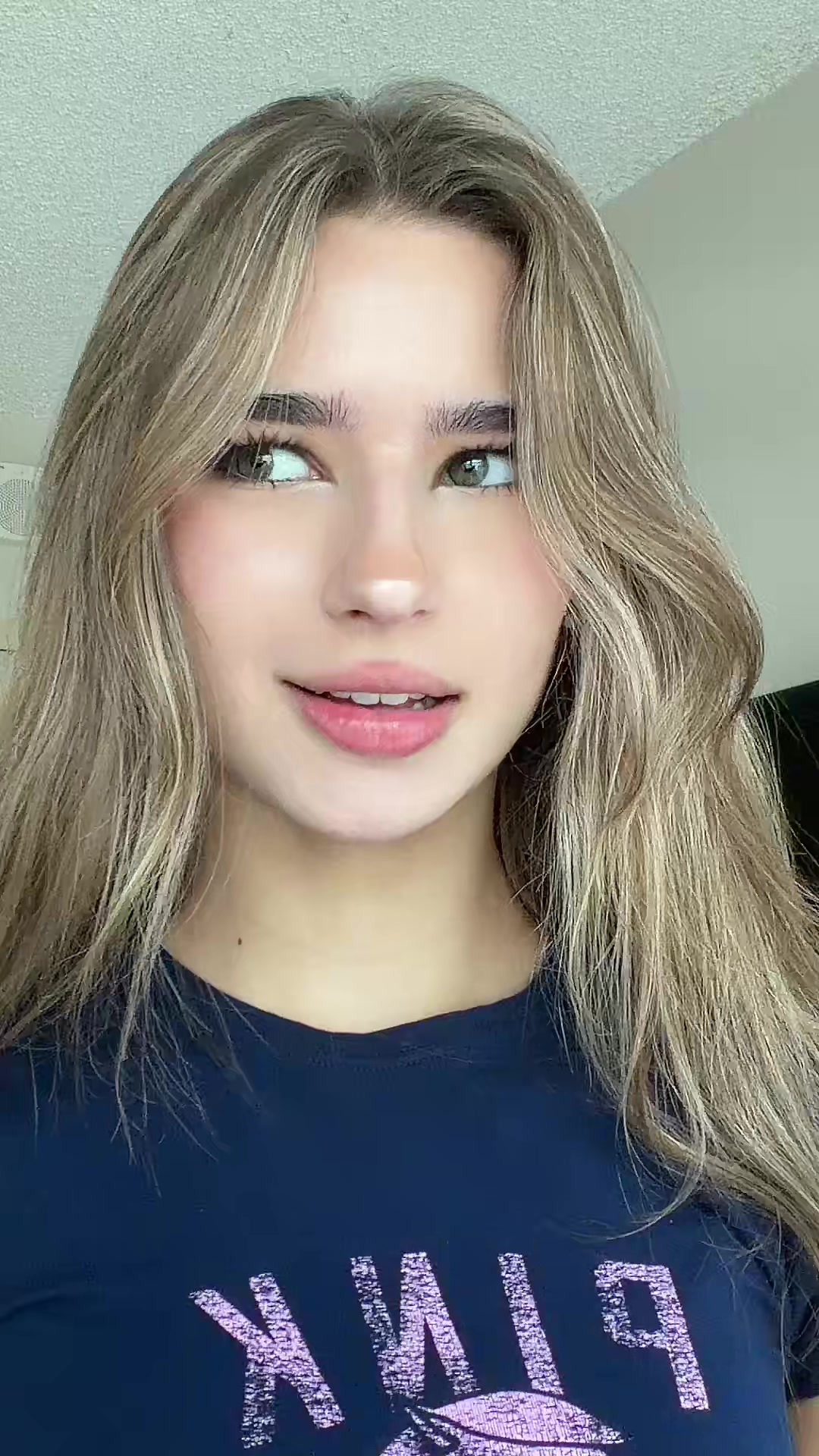 @lizka