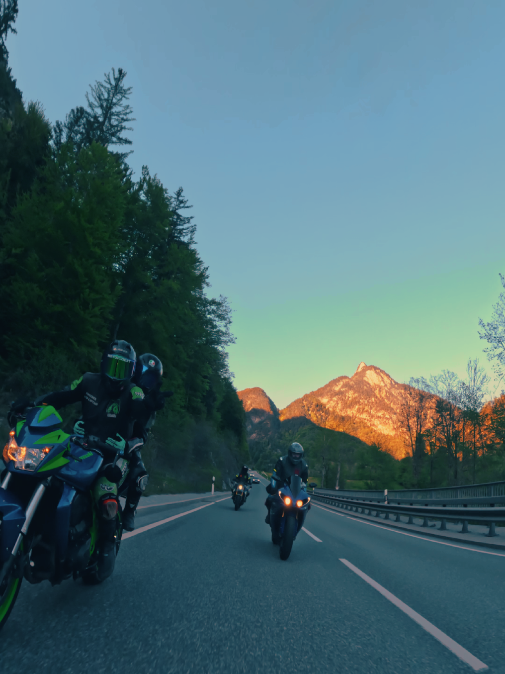 @Bonnie_Motofiziert