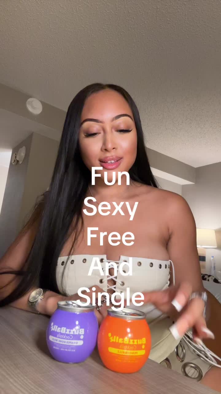 @Tia- Tash&iacute;an