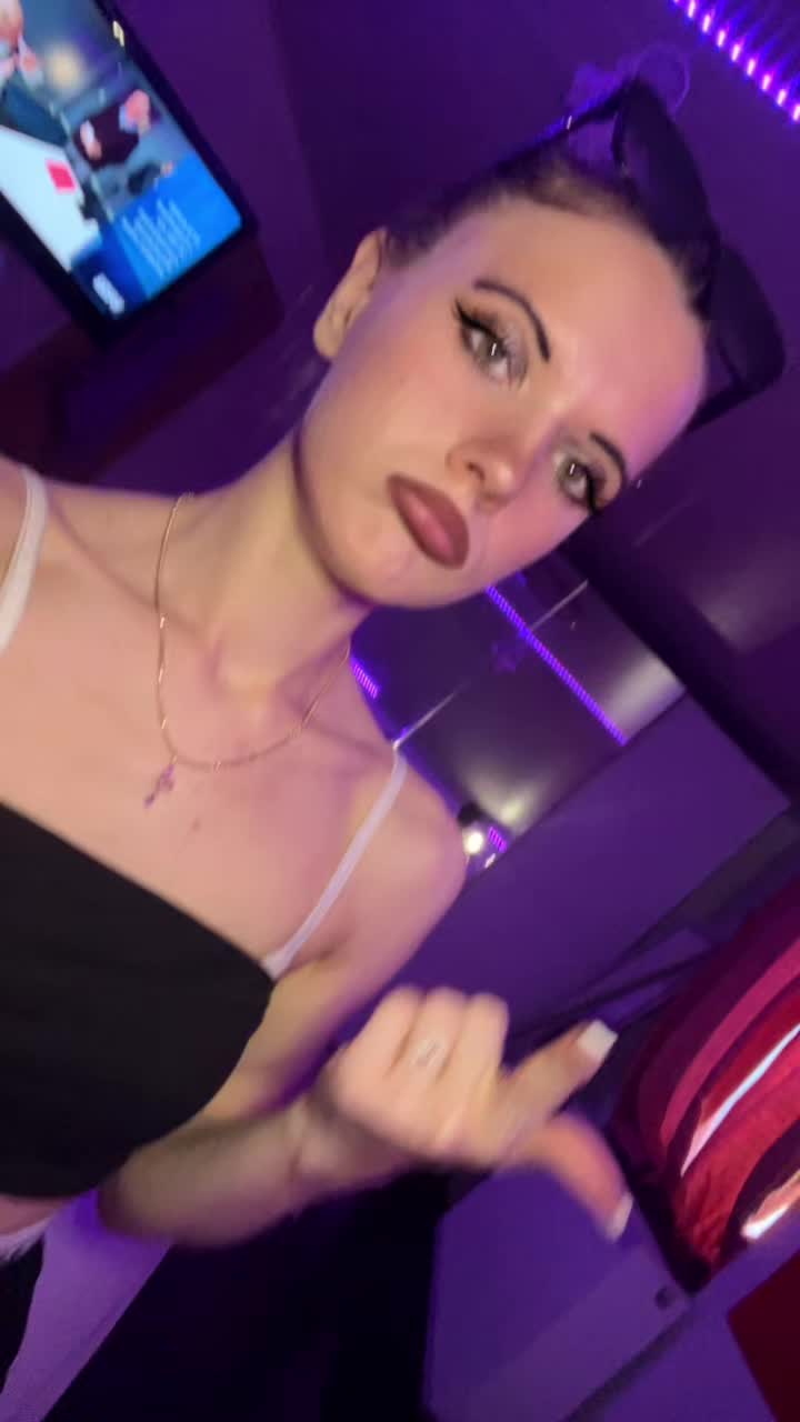 @جيني