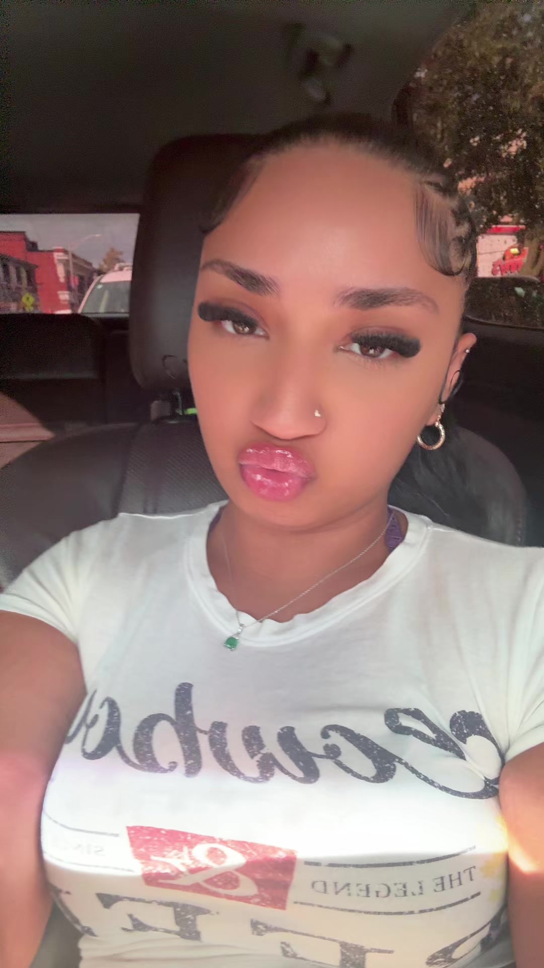 @DominiBrat
