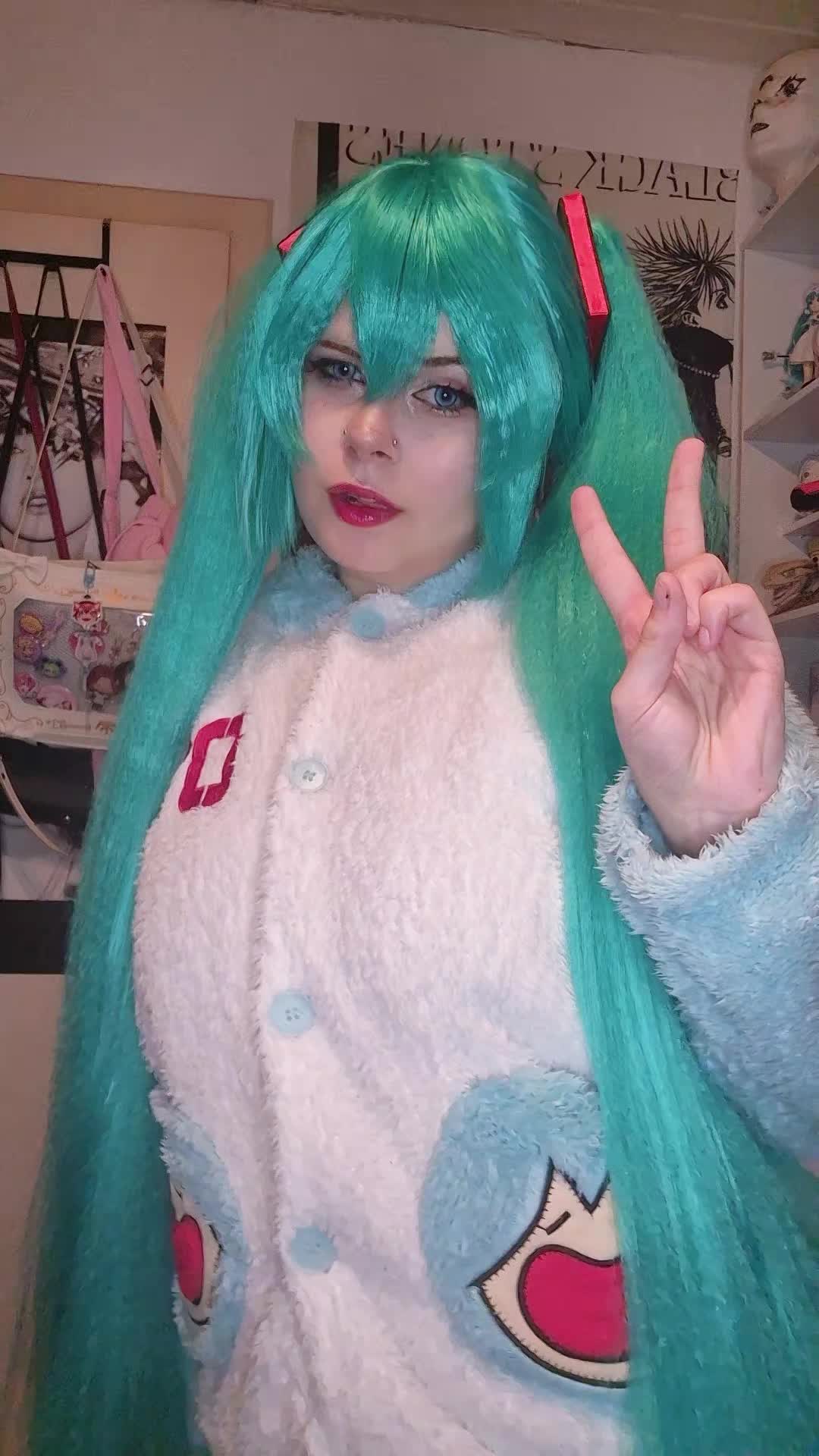 @(*˘︶˘*).｡*♡ Bunny ✨✨