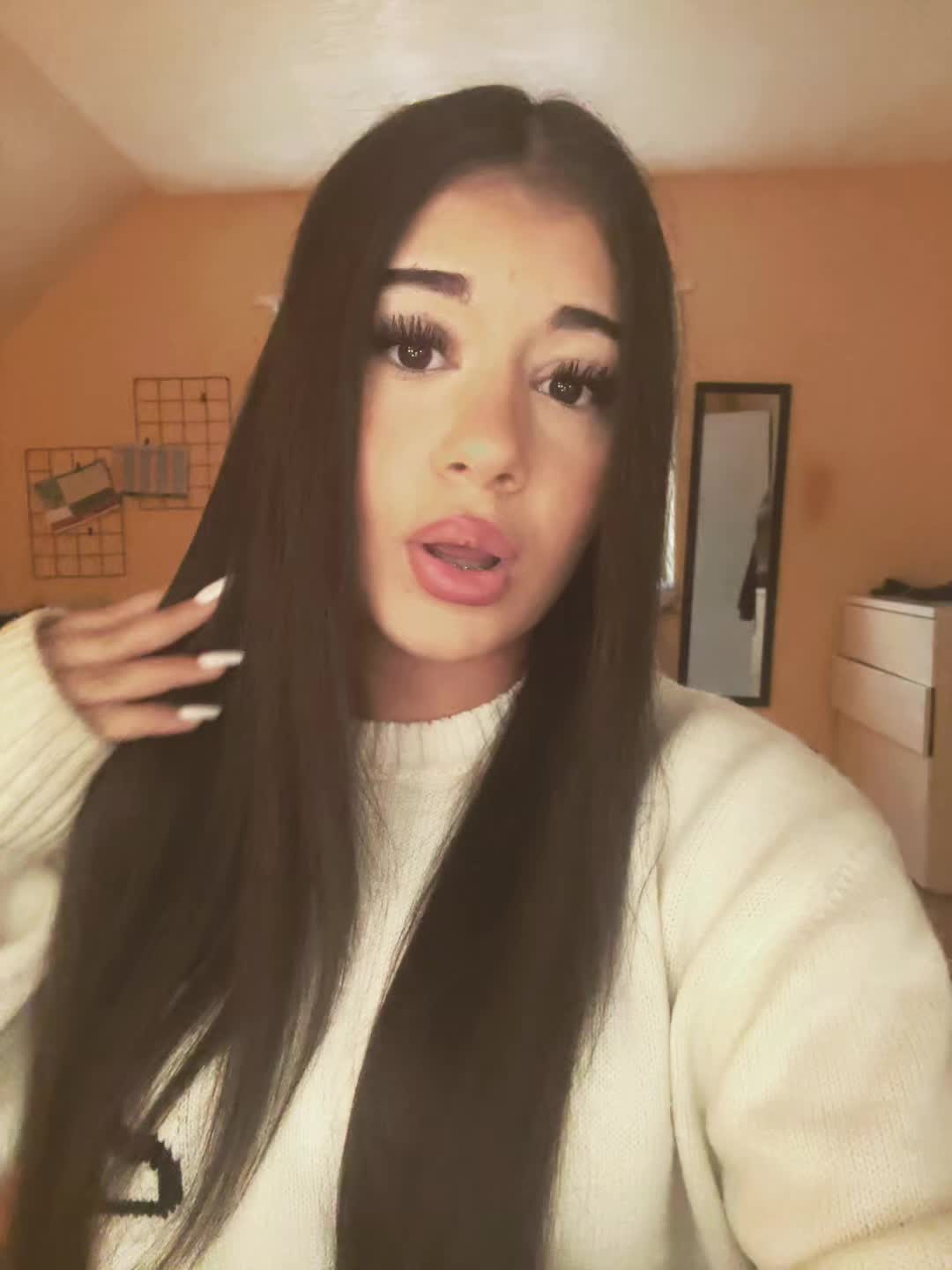 @𝑳𝒐𝒓𝒊𝒏
