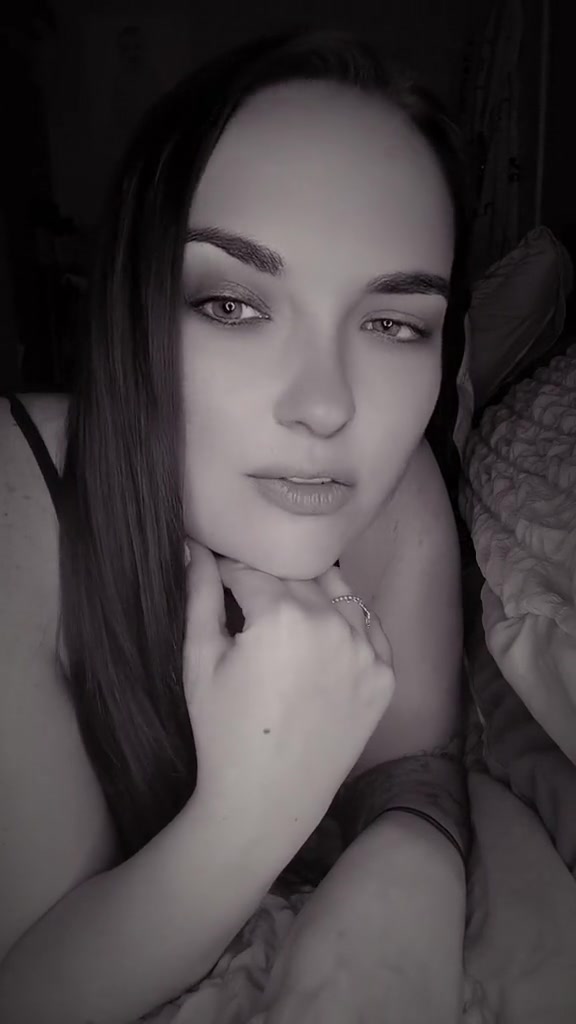 @𝓡𝓪𝓬𝓱𝓮𝓵-𝓛𝓸𝓾𝓲𝓼𝓮🖤