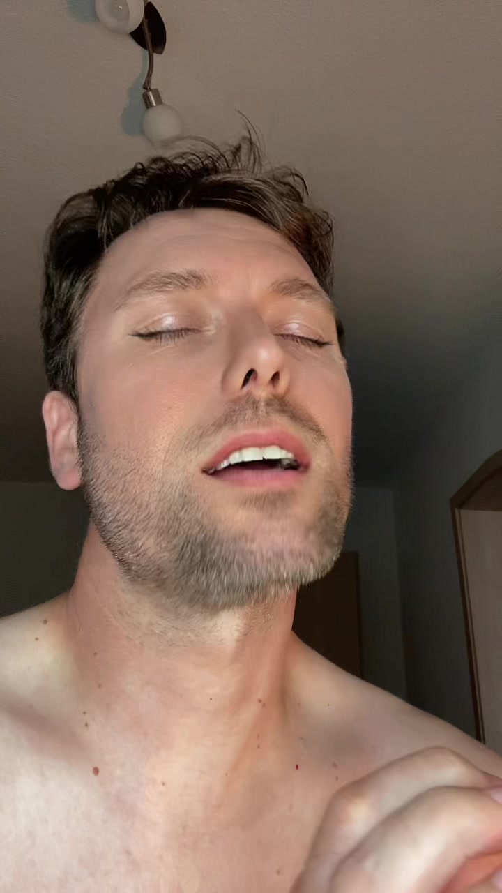 @ℬℯ𝓃𝒿𝒶𝓂𝒾𝓃𝖡u𝖳𝖳𝐎𝐍🫶^_^