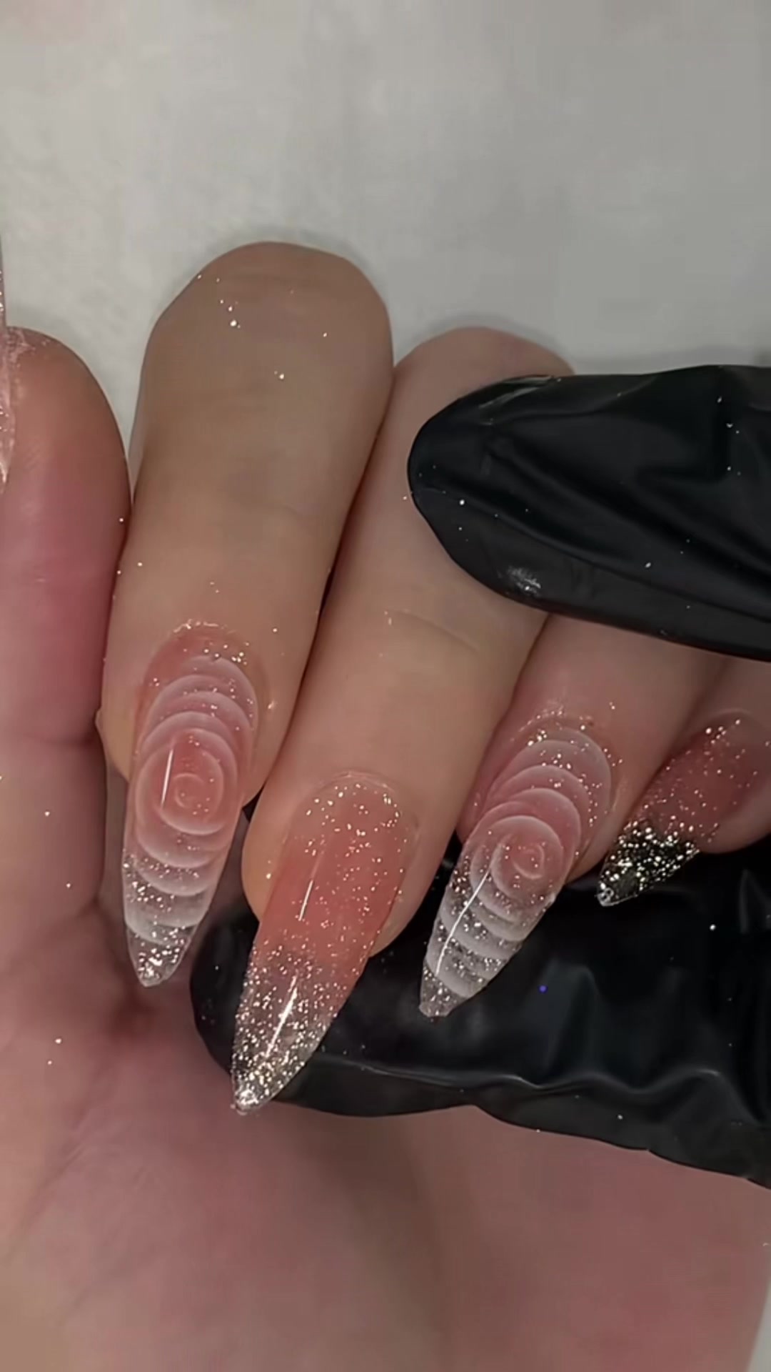 @Riya's Nails