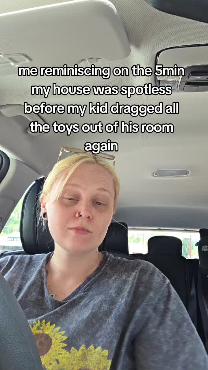 @EmieWonders