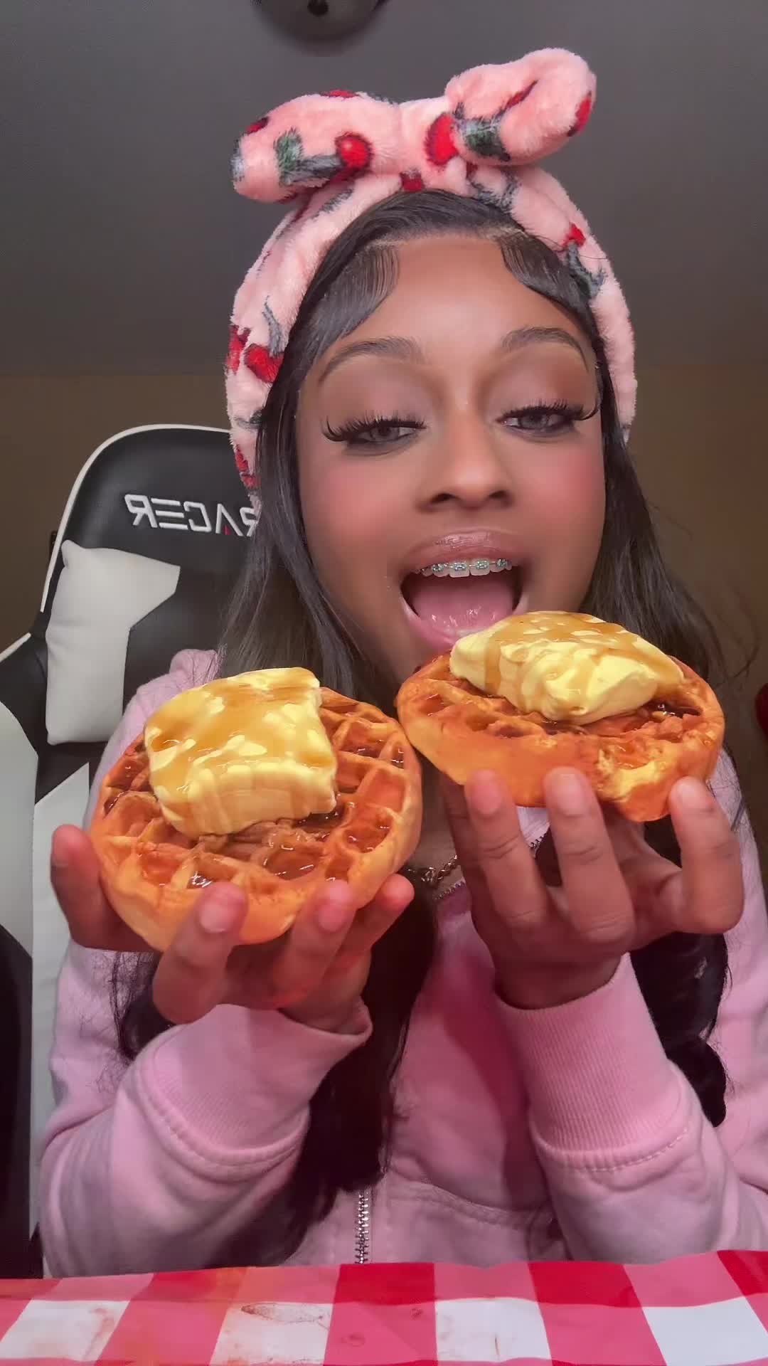 @YT: AsiaVlogz